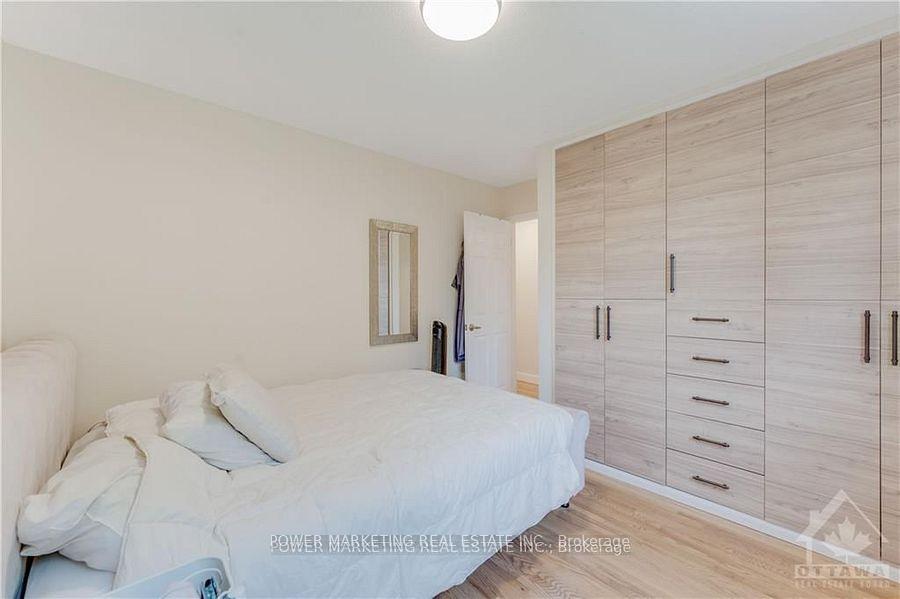 Photo 14 of 29 Courtney Road, Ottawa, Kanata - Glencairn/Hazeldean — HOMEH