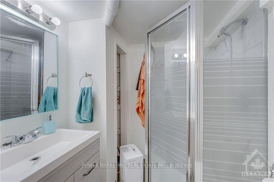Photo 18 of 29 Courtney Road, Ottawa, Kanata - Glencairn/Hazeldean — HOMEH