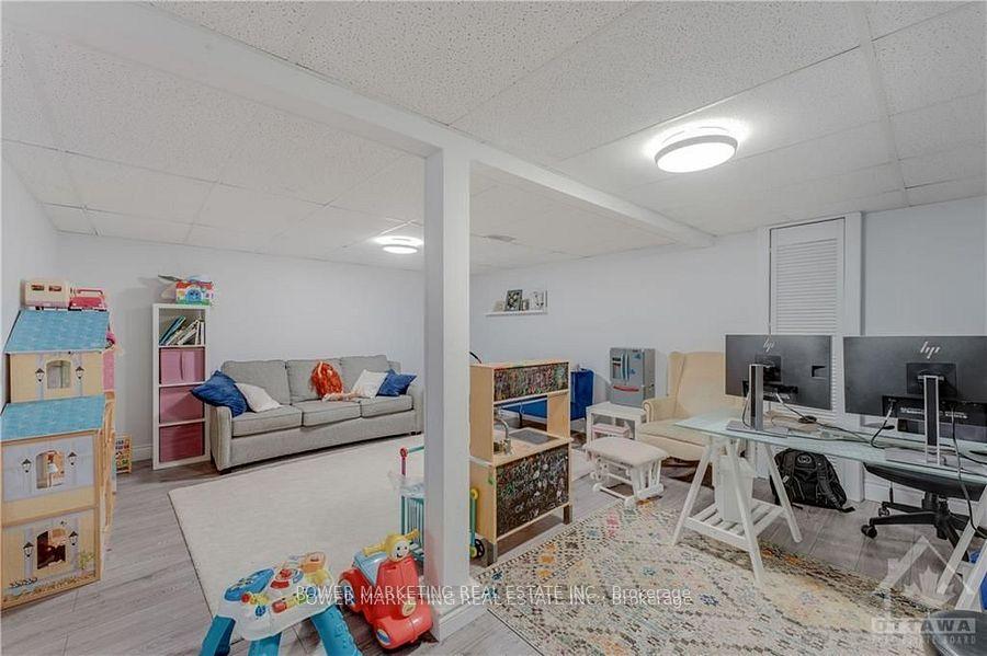 Photo 22 of 29 Courtney Road, Ottawa, Kanata - Glencairn/Hazeldean — HOMEH