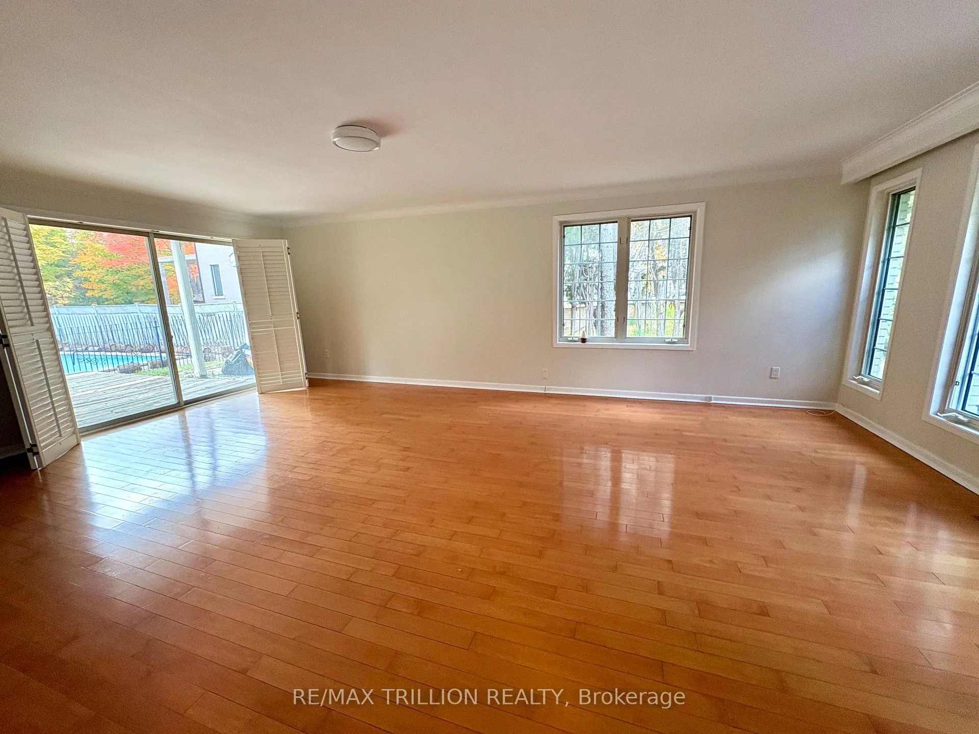 Photo 8 of 55 Glenbourne Park Drive, Markham, Devil's Elbow — HOMEH