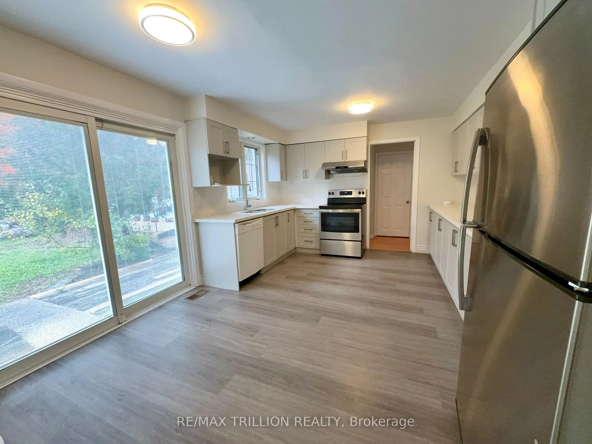 Photo 11 of 55 Glenbourne Park Drive, Markham, Devil's Elbow — HOMEH