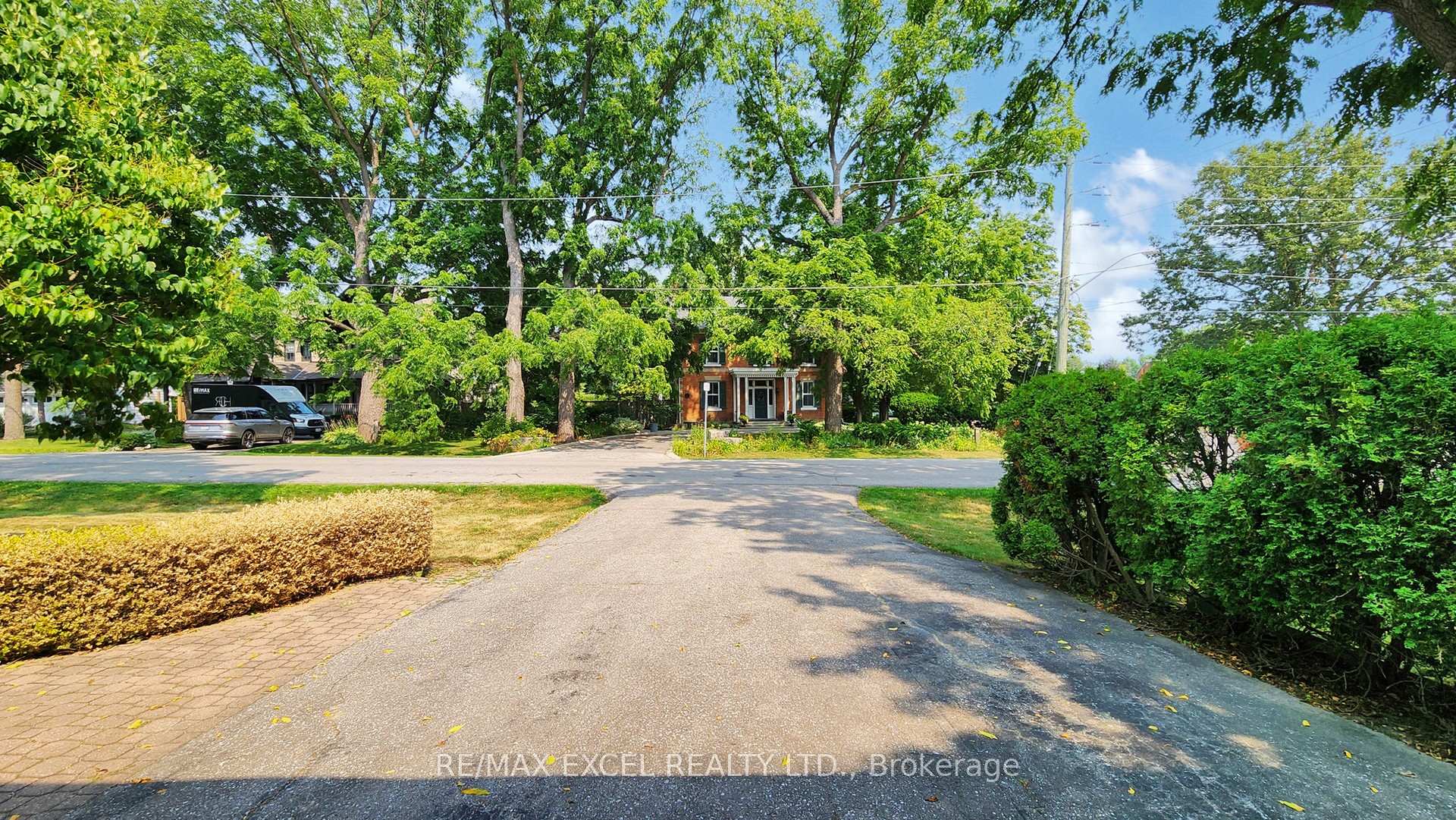 Photo 2 of 4 Orchard Street, Markham, Old Markham Village — HOMEH