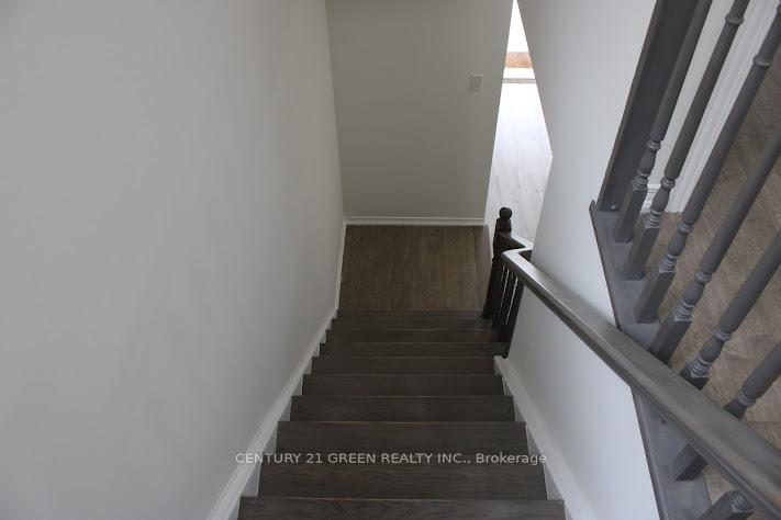 Photo 28 of 65 Donnenwerth Drive, Kitchener, Larentian West — HOMEH