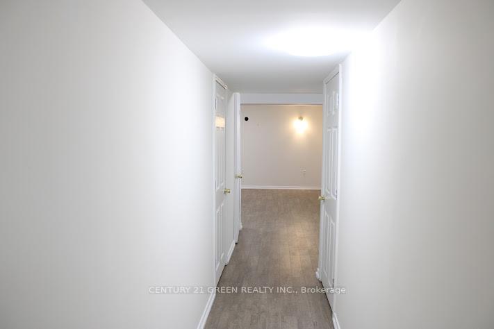 Photo 31 of 65 Donnenwerth Drive, Kitchener, Larentian West — HOMEH