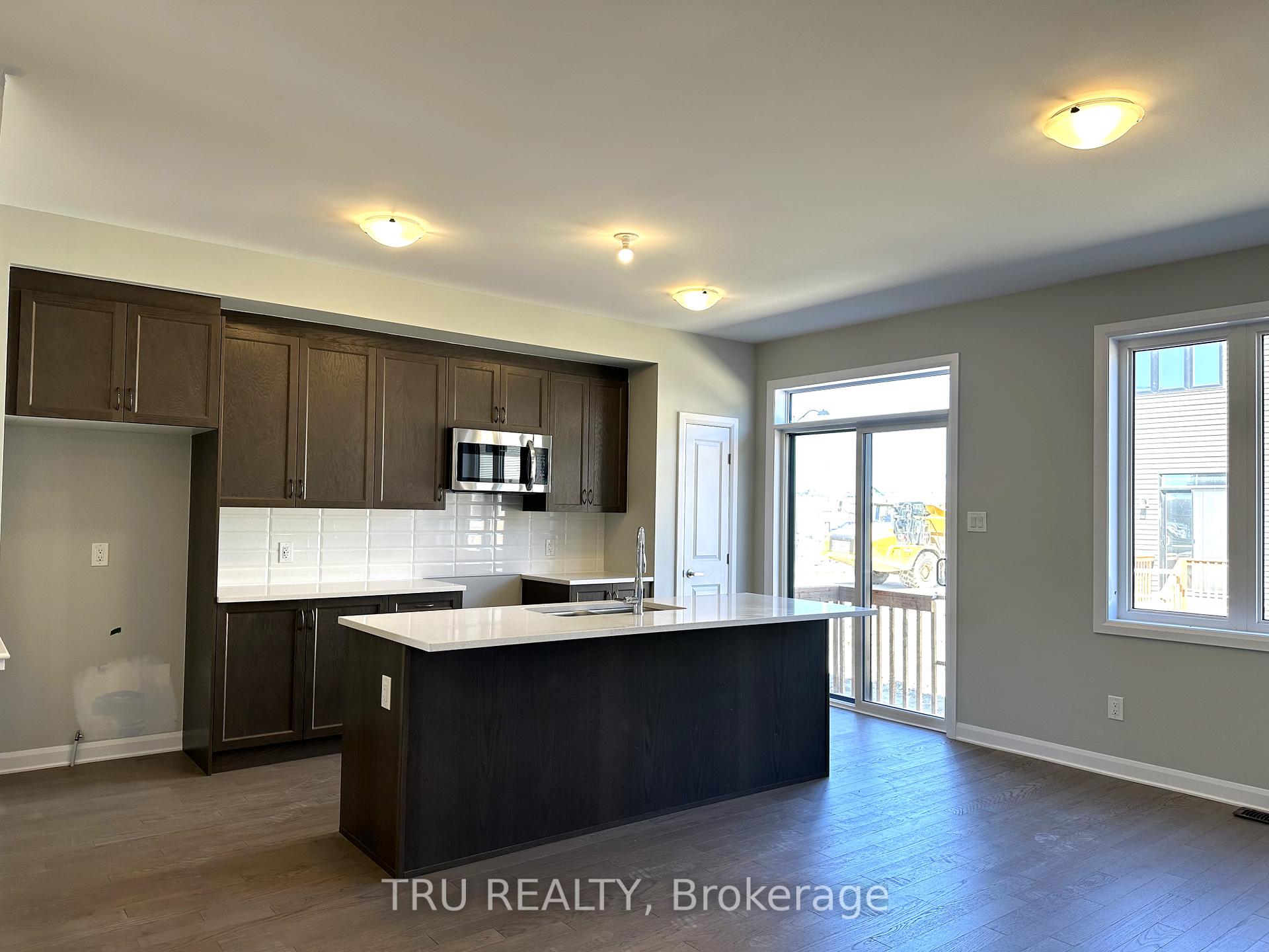 Photo 7 of 60 Osler Street, Ottawa, Kanata - Morgan's Grant/South March — HOMEH