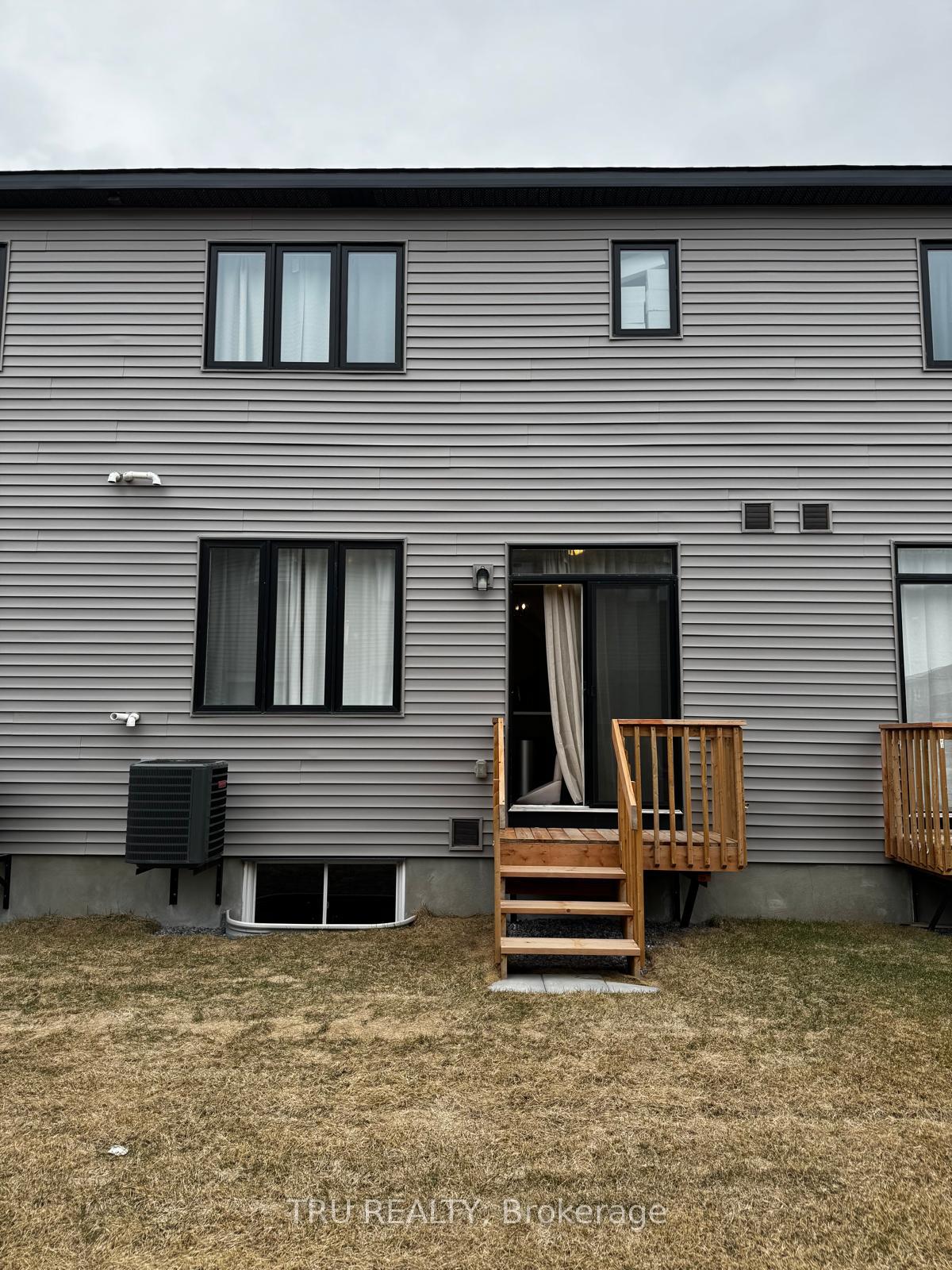 Photo 27 of 60 Osler Street, Ottawa, Kanata - Morgan's Grant/South March — HOMEH