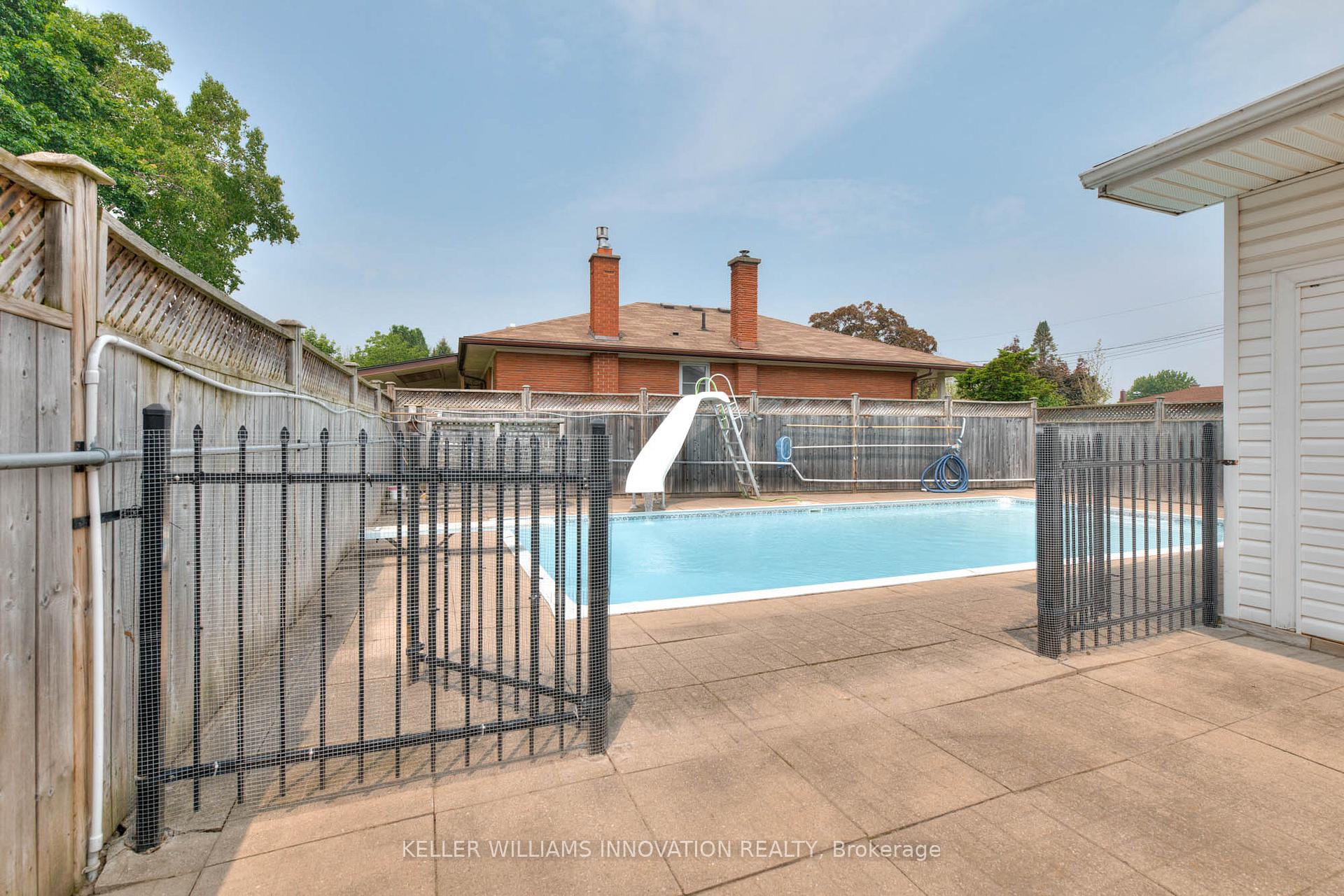 Photo 39 of 155 Byron Avenue, Kitchener — HOMEH