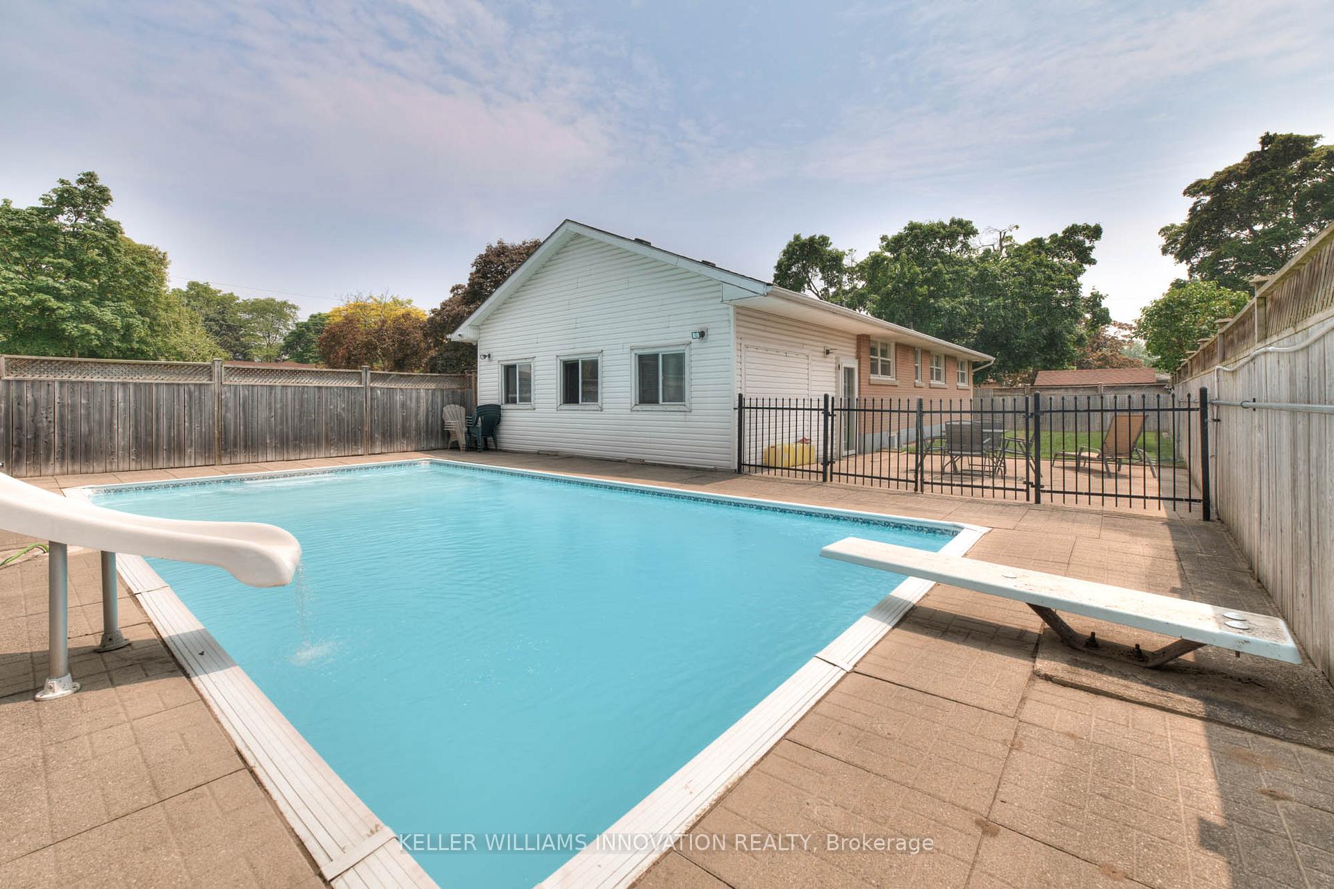 Photo 42 of 155 Byron Avenue, Kitchener — HOMEH