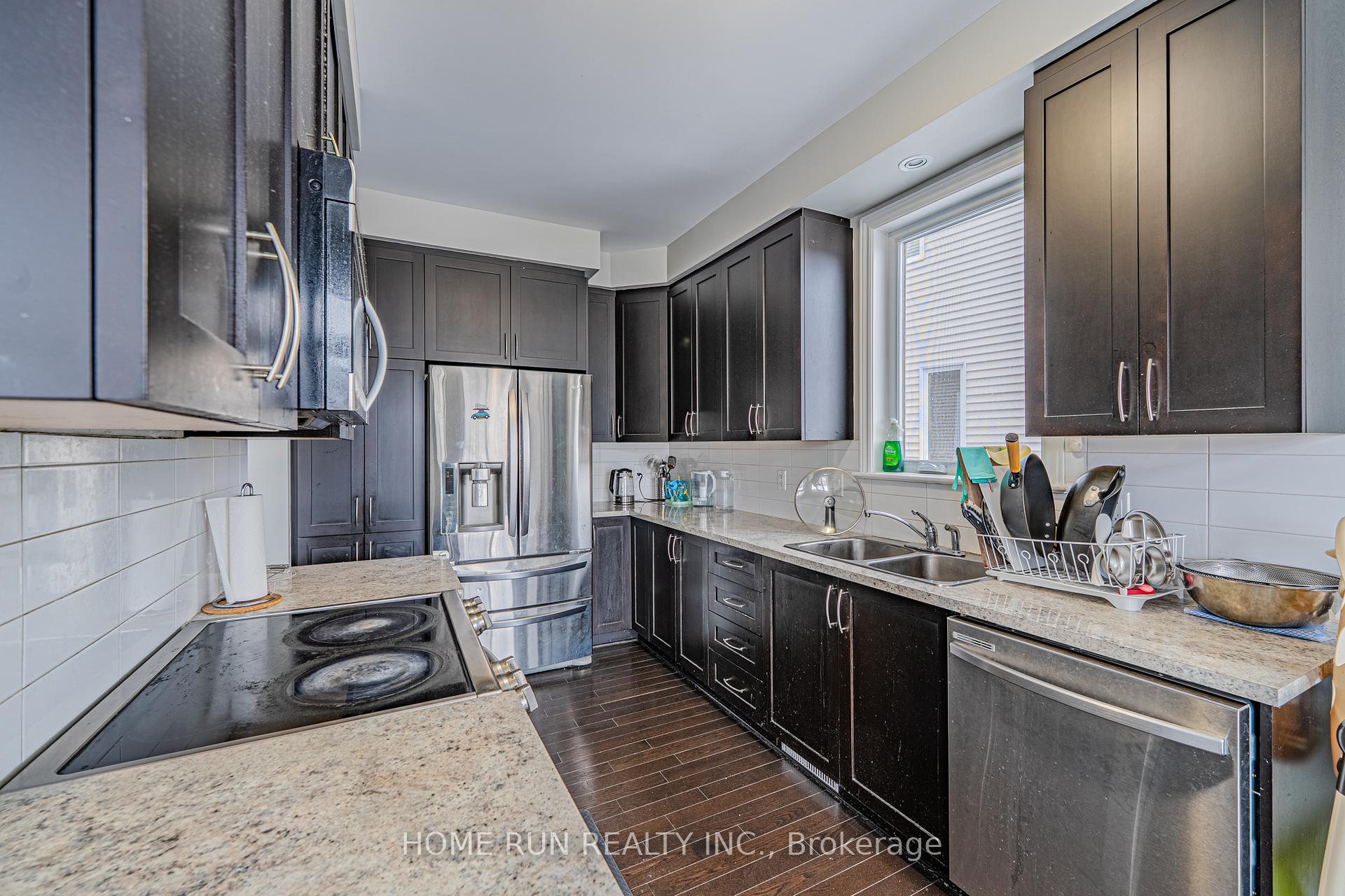 Photo 13 of 1422 Carronbridge Circle, Ottawa, Kanata - Emerald Meadows/Trailwest — HOMEH