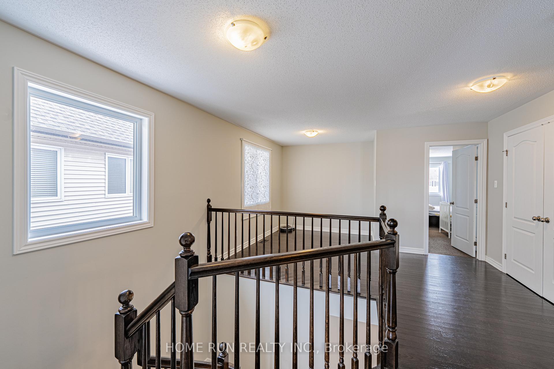 Photo 15 of 1422 Carronbridge Circle, Ottawa, Kanata - Emerald Meadows/Trailwest — HOMEH