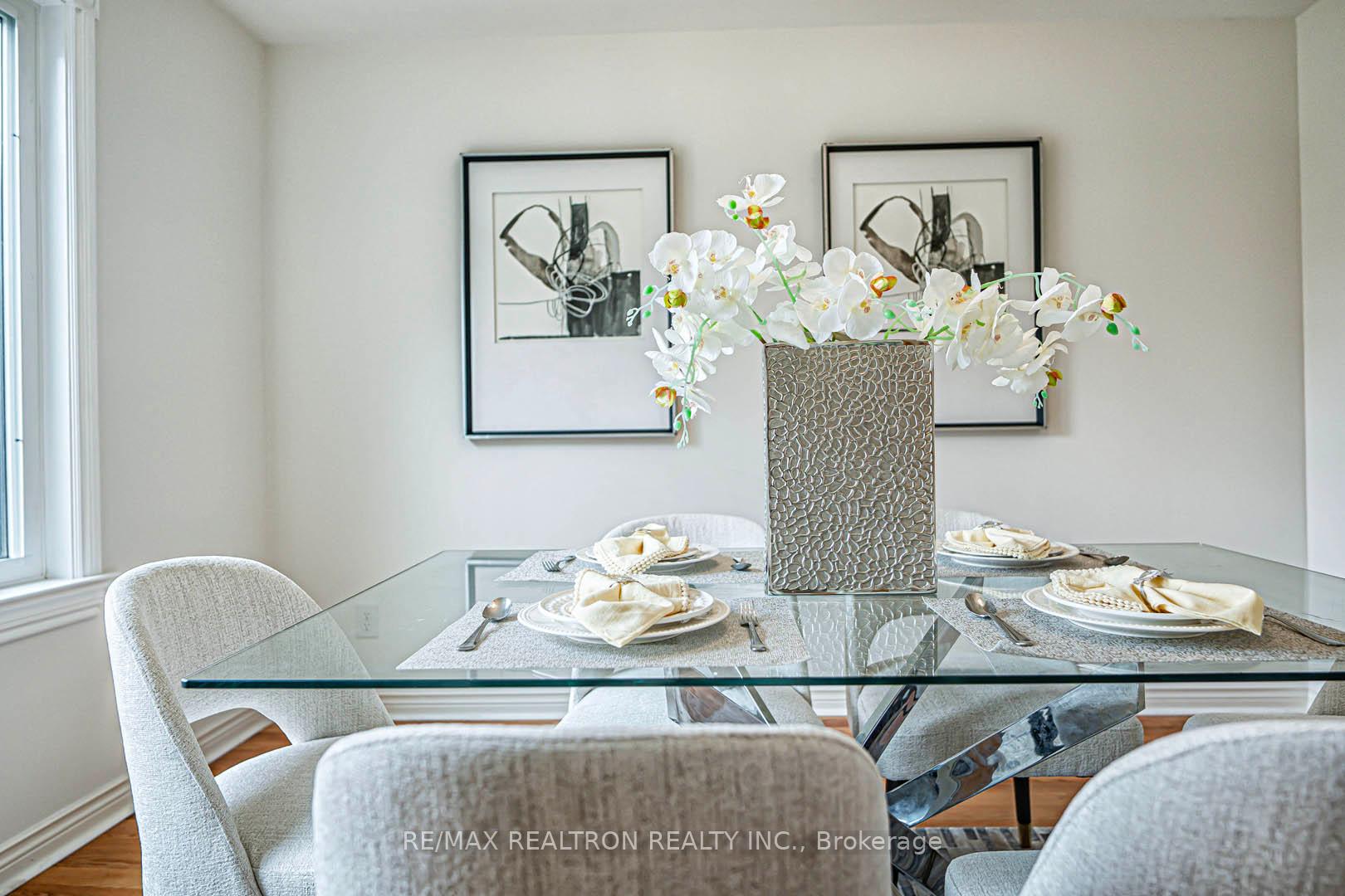 Photo 8 of 53 Leighland Drive, Markham, Unionville — HOMEH