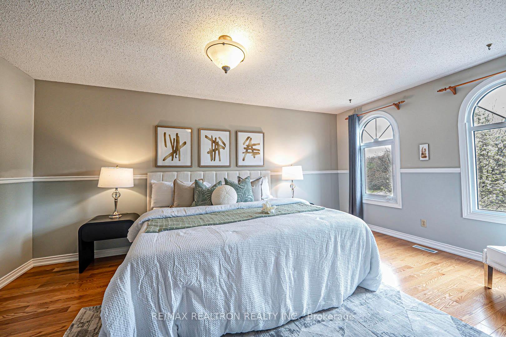 Photo 22 of 53 Leighland Drive, Markham, Unionville — HOMEH