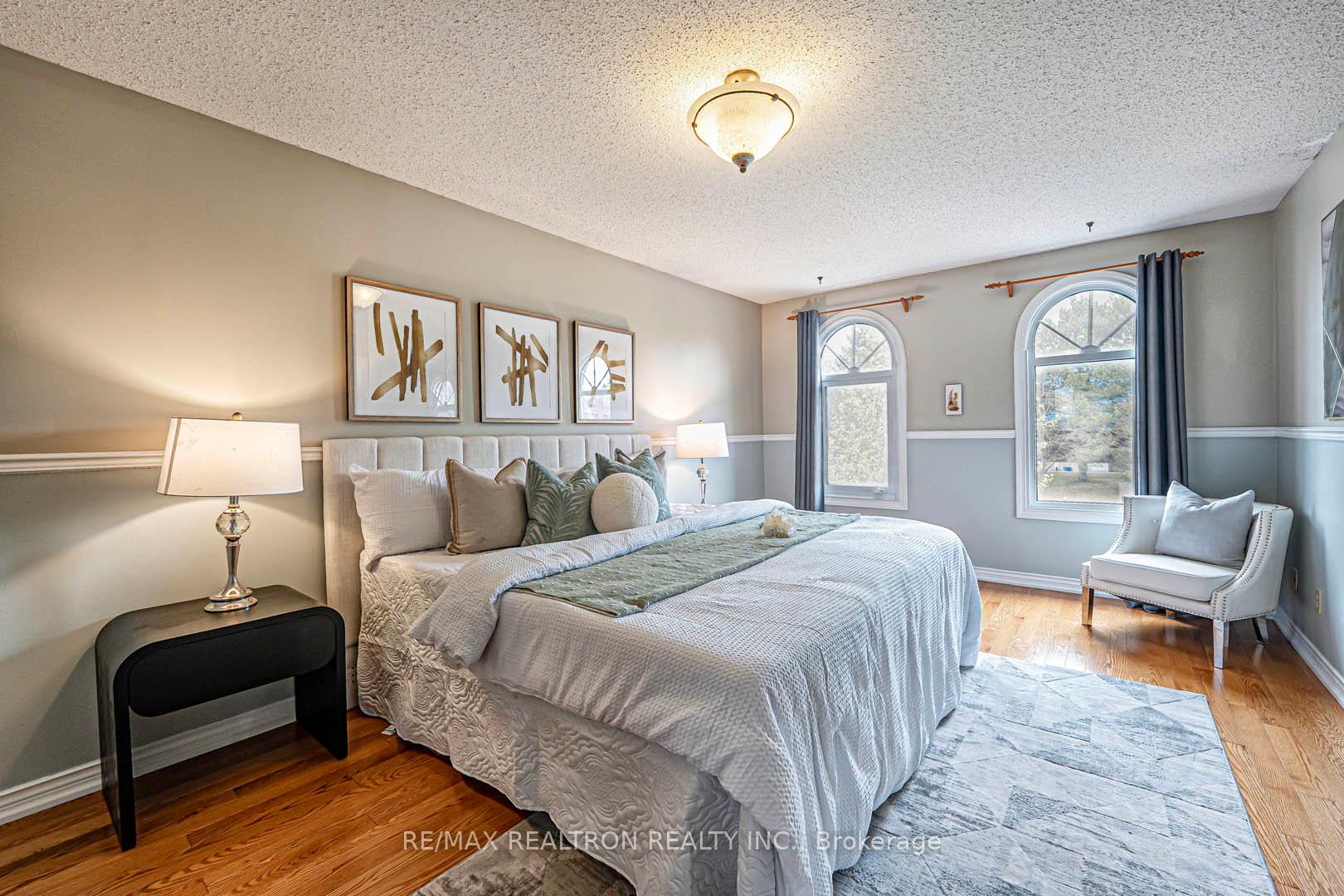 Photo 23 of 53 Leighland Drive, Markham, Unionville — HOMEH