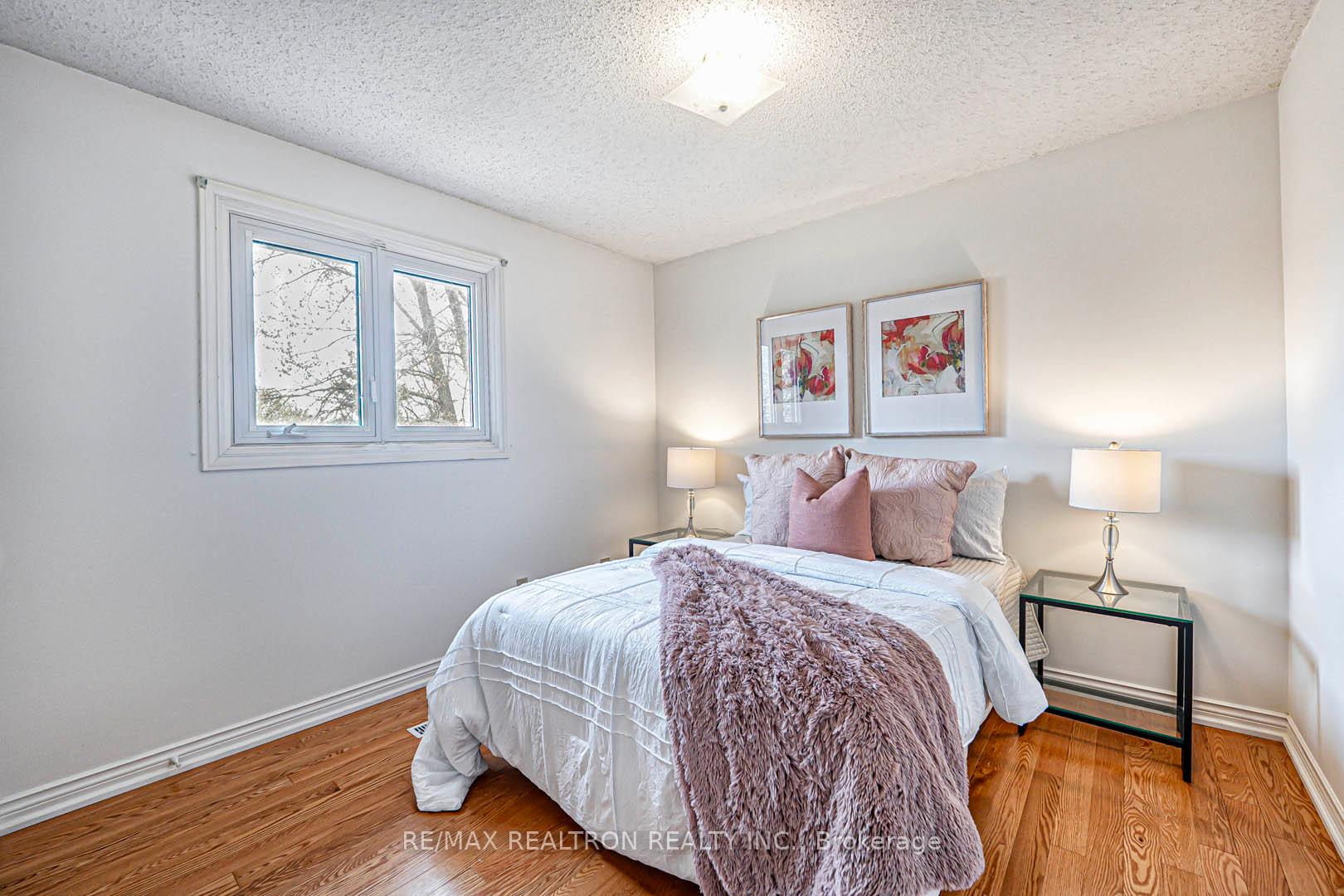 Photo 29 of 53 Leighland Drive, Markham, Unionville — HOMEH