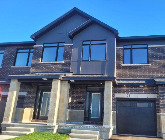 Front of 32 Overberg Way