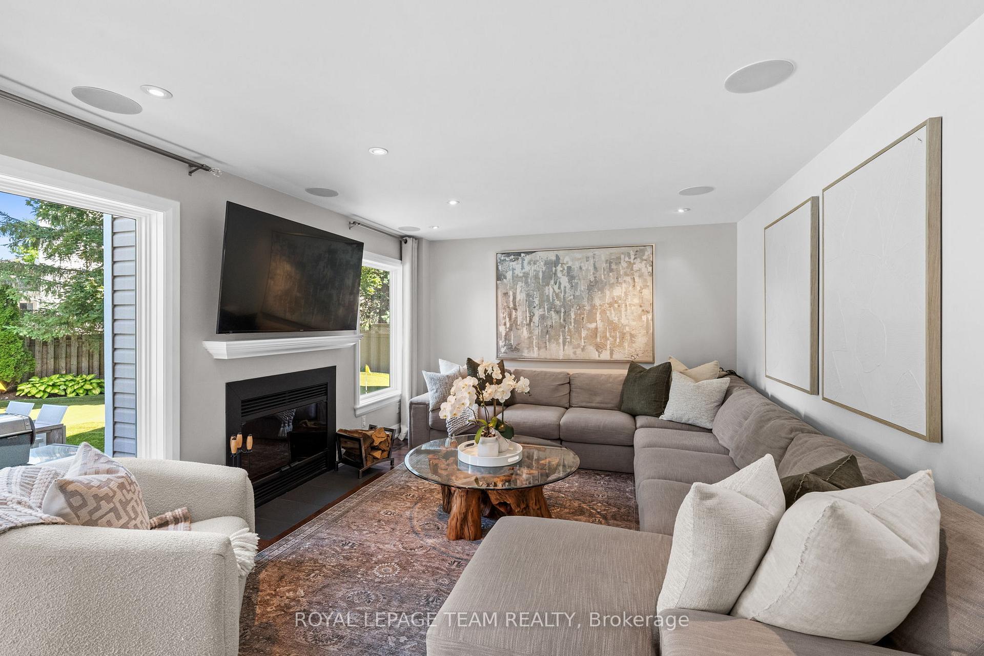 Photo 14 of 39 Wheatland Avenue, Ottawa, Kanata - Emerald Meadows/Trailwest — HOMEH