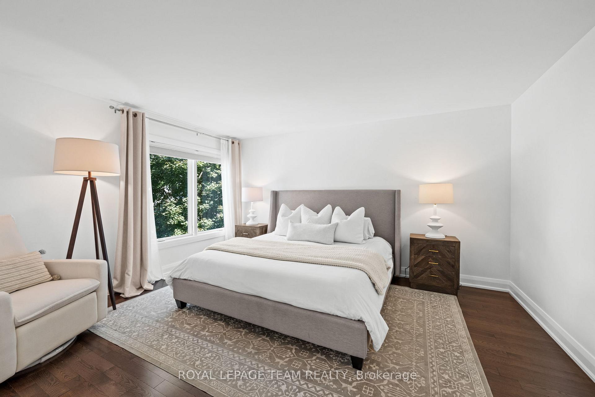 Photo 24 of 39 Wheatland Avenue, Ottawa, Kanata - Emerald Meadows/Trailwest — HOMEH