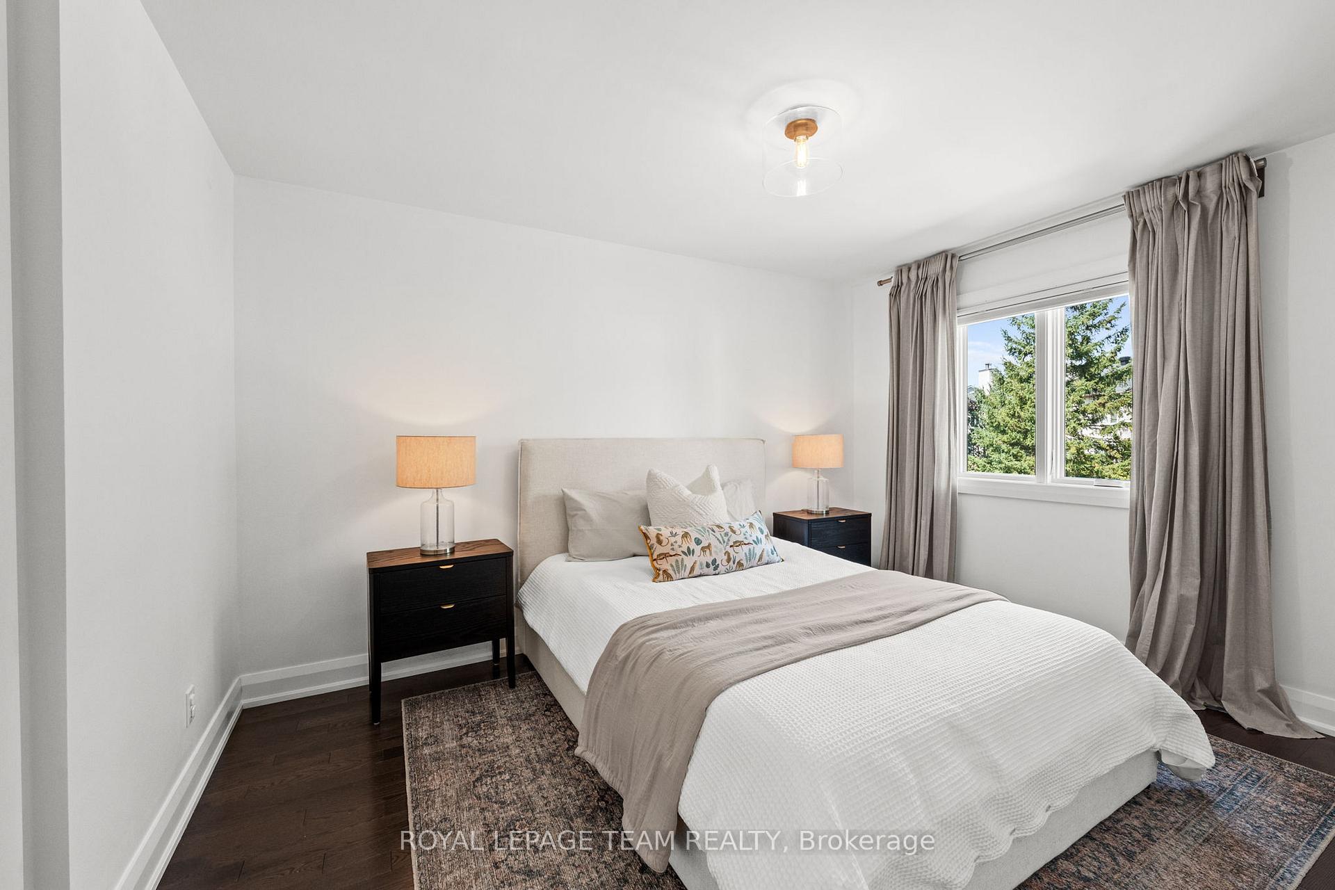 Photo 27 of 39 Wheatland Avenue, Ottawa, Kanata - Emerald Meadows/Trailwest — HOMEH