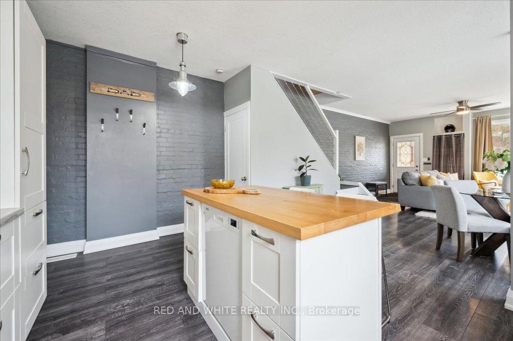 Photo 12 of 43 Cedar Street N, Kitchener — HOMEH