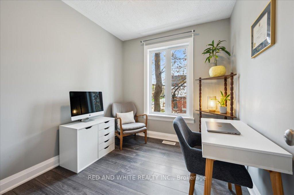 Photo 15 of 43 Cedar Street N, Kitchener — HOMEH