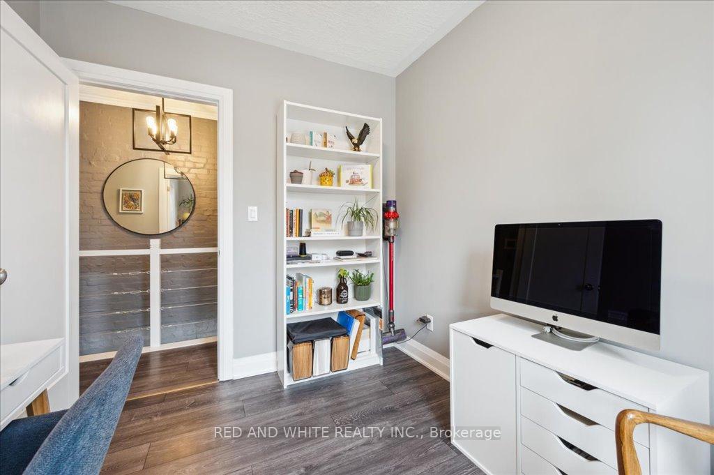 Photo 16 of 43 Cedar Street N, Kitchener — HOMEH