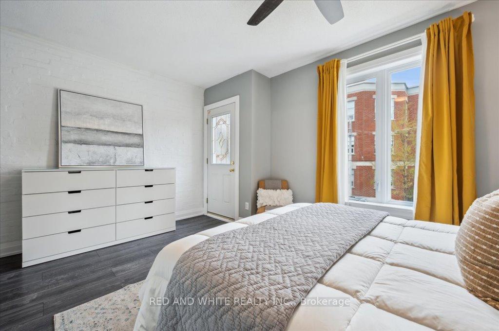 Photo 23 of 43 Cedar Street N, Kitchener — HOMEH