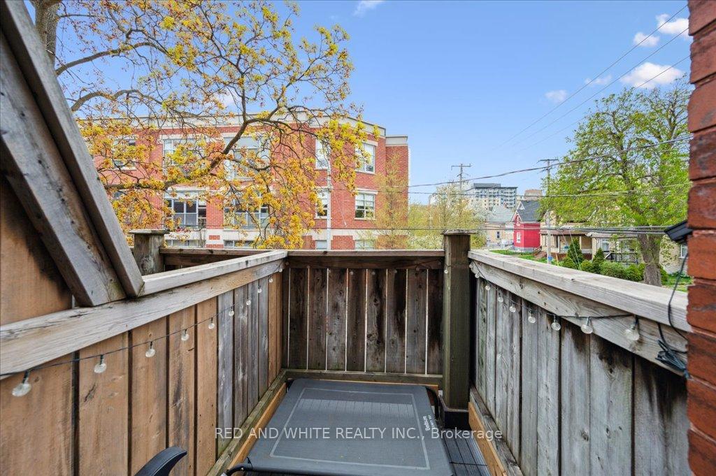 Photo 29 of 43 Cedar Street N, Kitchener — HOMEH