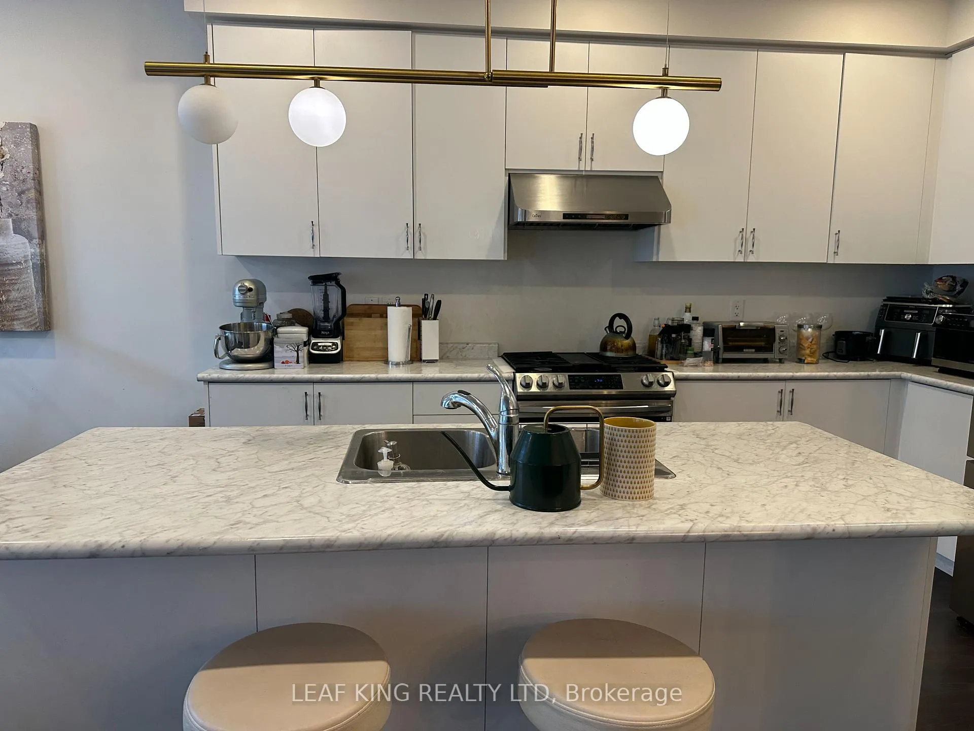 Photo 6 of 44 Ebenezer Drive, Hamilton, Waterdown — HOMEH