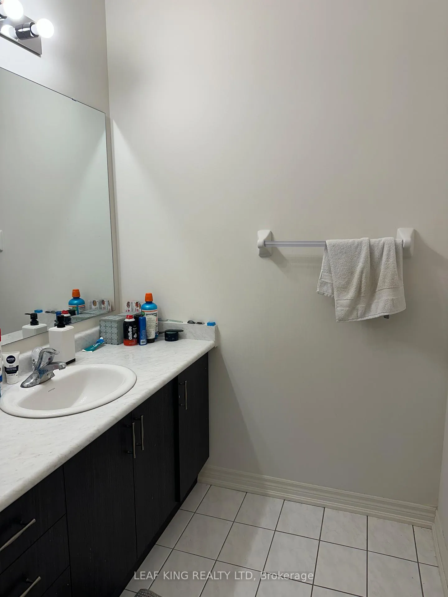 Photo 15 of 44 Ebenezer Drive, Hamilton, Waterdown — HOMEH
