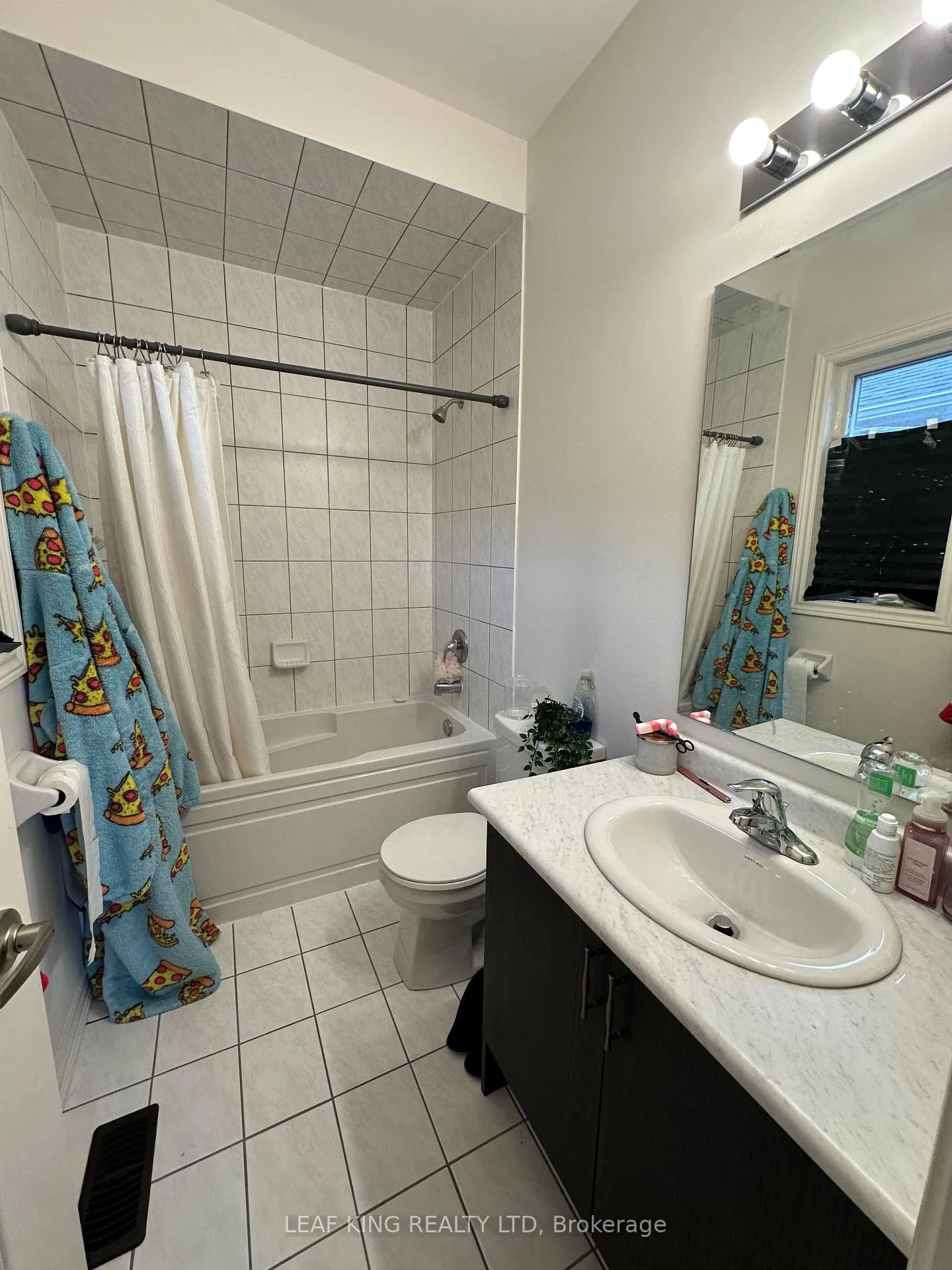 Photo 19 of 44 Ebenezer Drive, Hamilton, Waterdown — HOMEH
