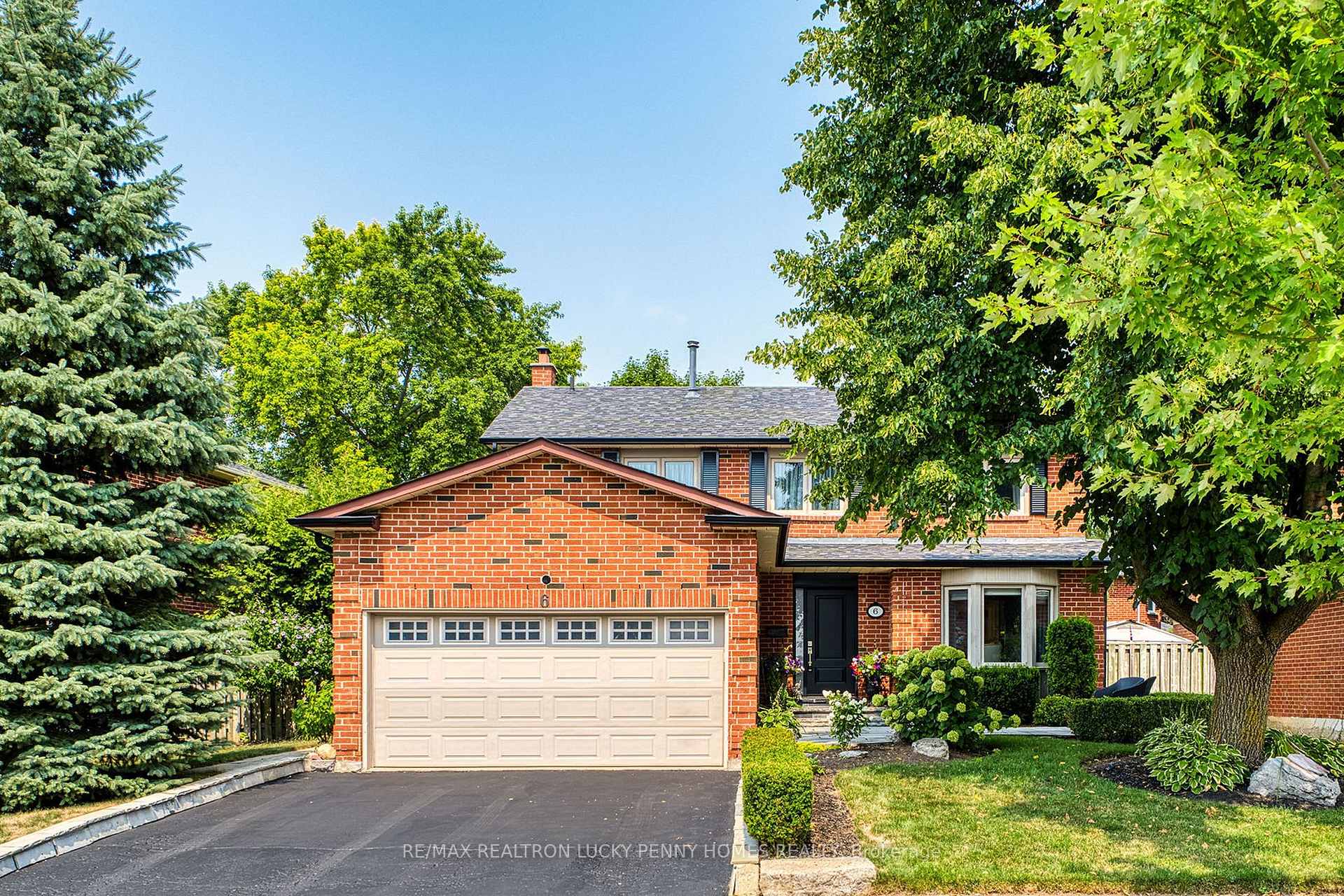 Photo 1 of 6 Larkin Avenue, Markham, Markham Village — HOMEH