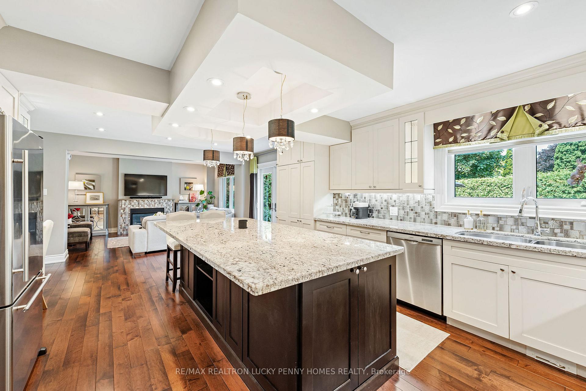 Photo 9 of 6 Larkin Avenue, Markham, Markham Village — HOMEH