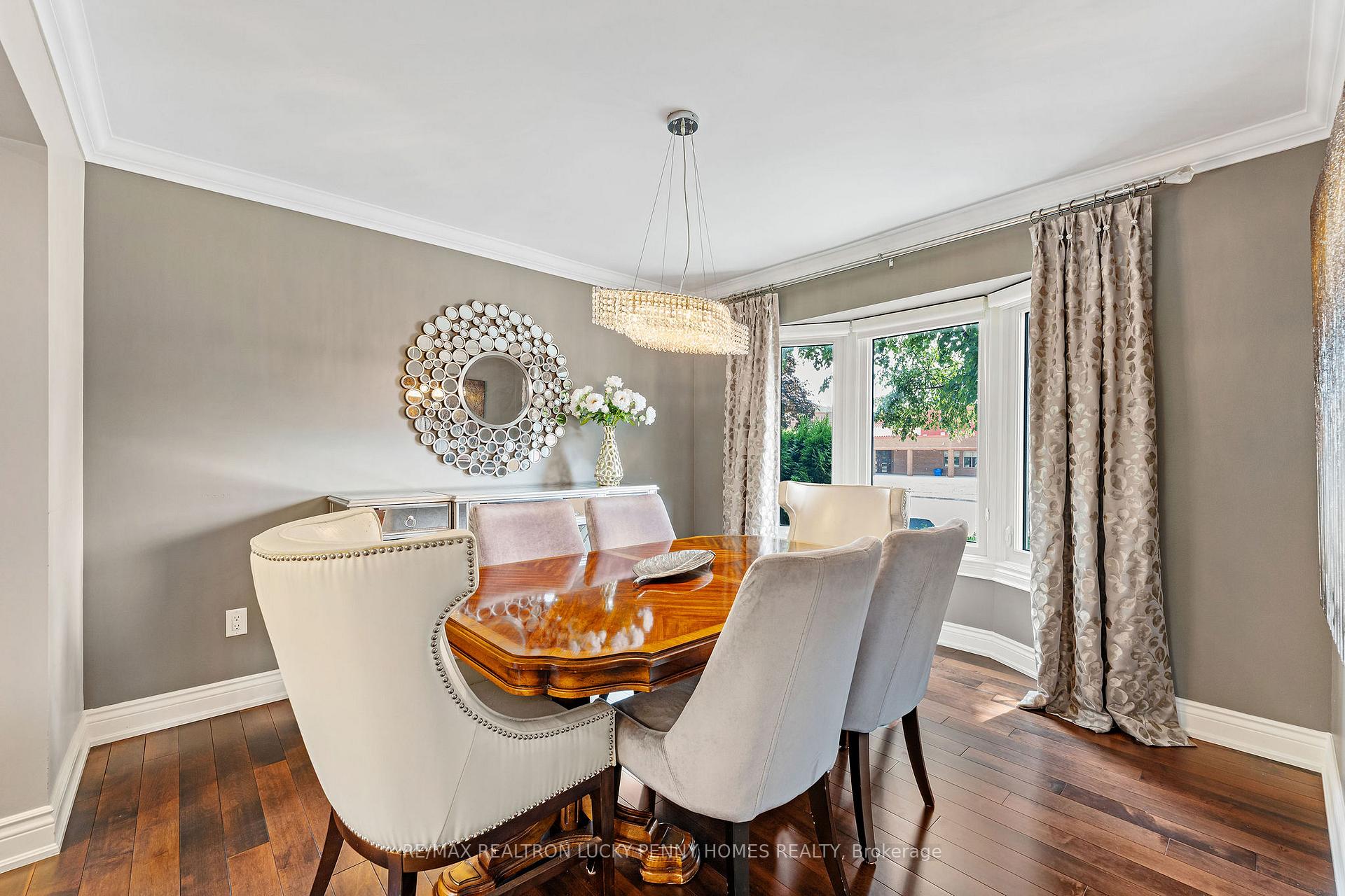 Photo 17 of 6 Larkin Avenue, Markham, Markham Village — HOMEH