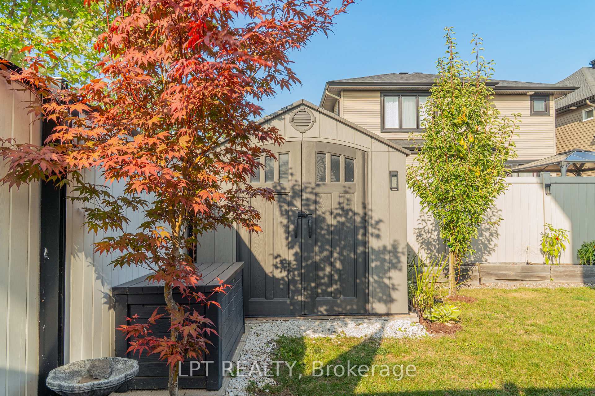 Photo 7 of 410 Andalusian Crescent, Ottawa, Kanata - Emerald Meadows/Trailwest — HOMEH