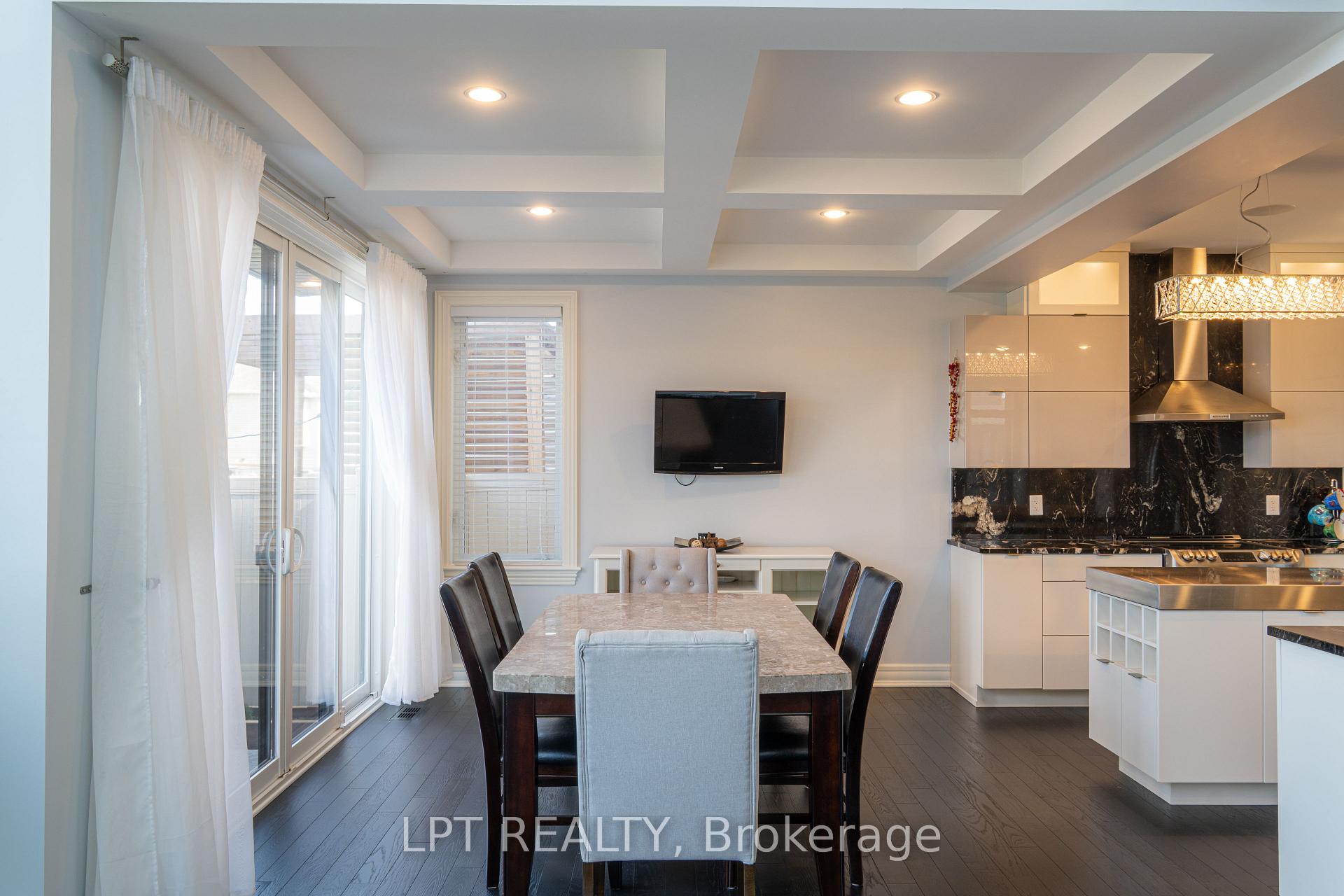 Photo 15 of 410 Andalusian Crescent, Ottawa, Kanata - Emerald Meadows/Trailwest — HOMEH