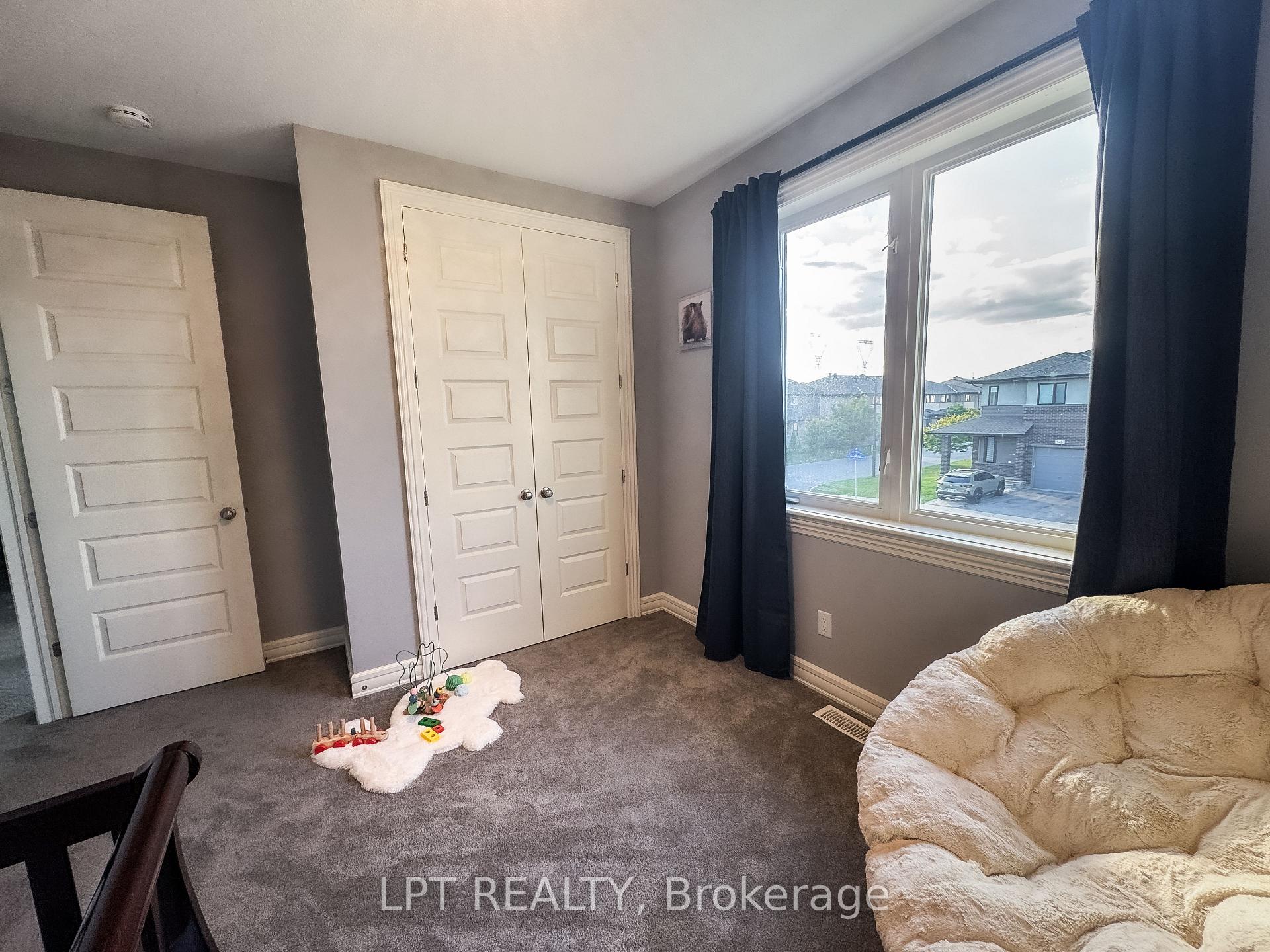 Photo 33 of 410 Andalusian Crescent, Ottawa, Kanata - Emerald Meadows/Trailwest — HOMEH