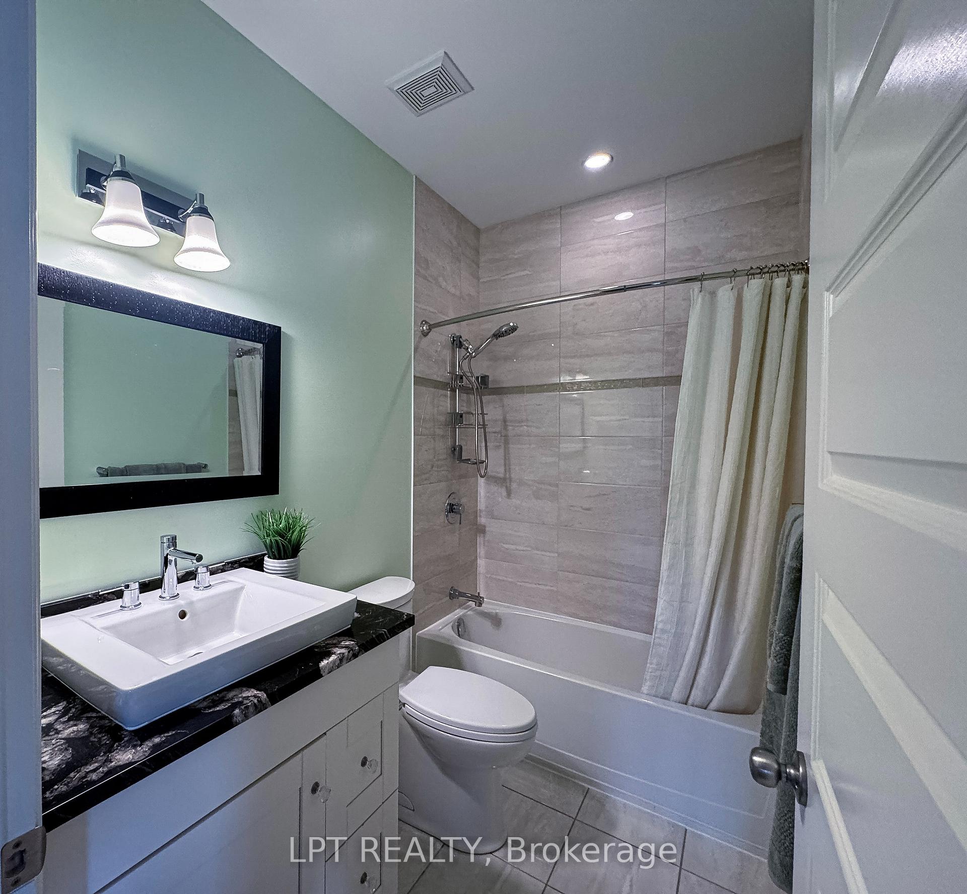 Photo 40 of 410 Andalusian Crescent, Ottawa, Kanata - Emerald Meadows/Trailwest — HOMEH