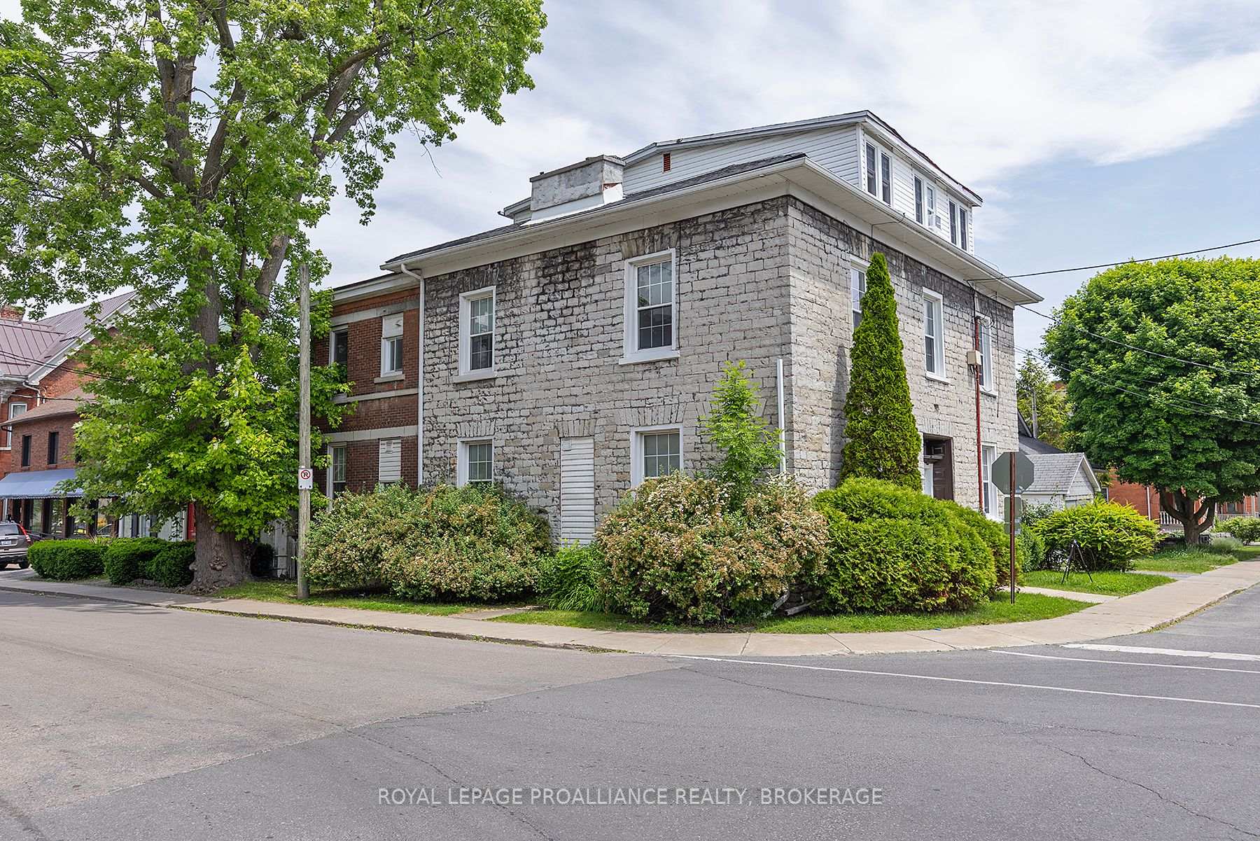 Photo 4 of 63 William Street, Kingston, Central City East — HOMEH