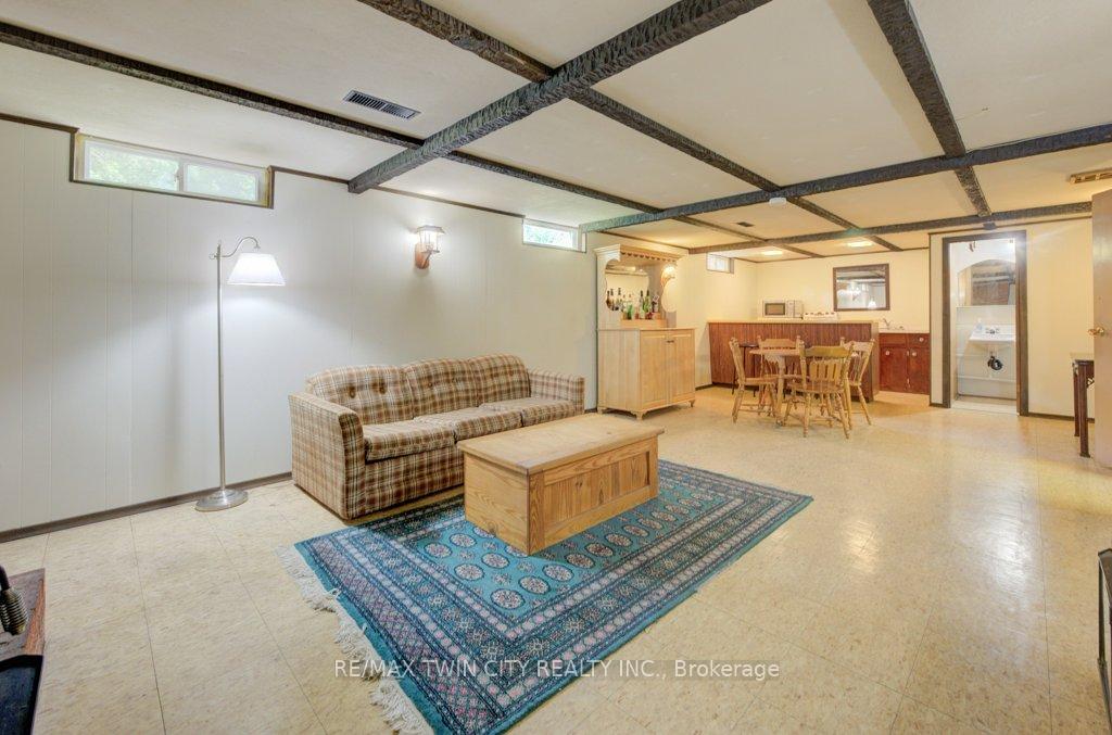 Photo 22 of 496 Franklin Street N, Kitchener — HOMEH