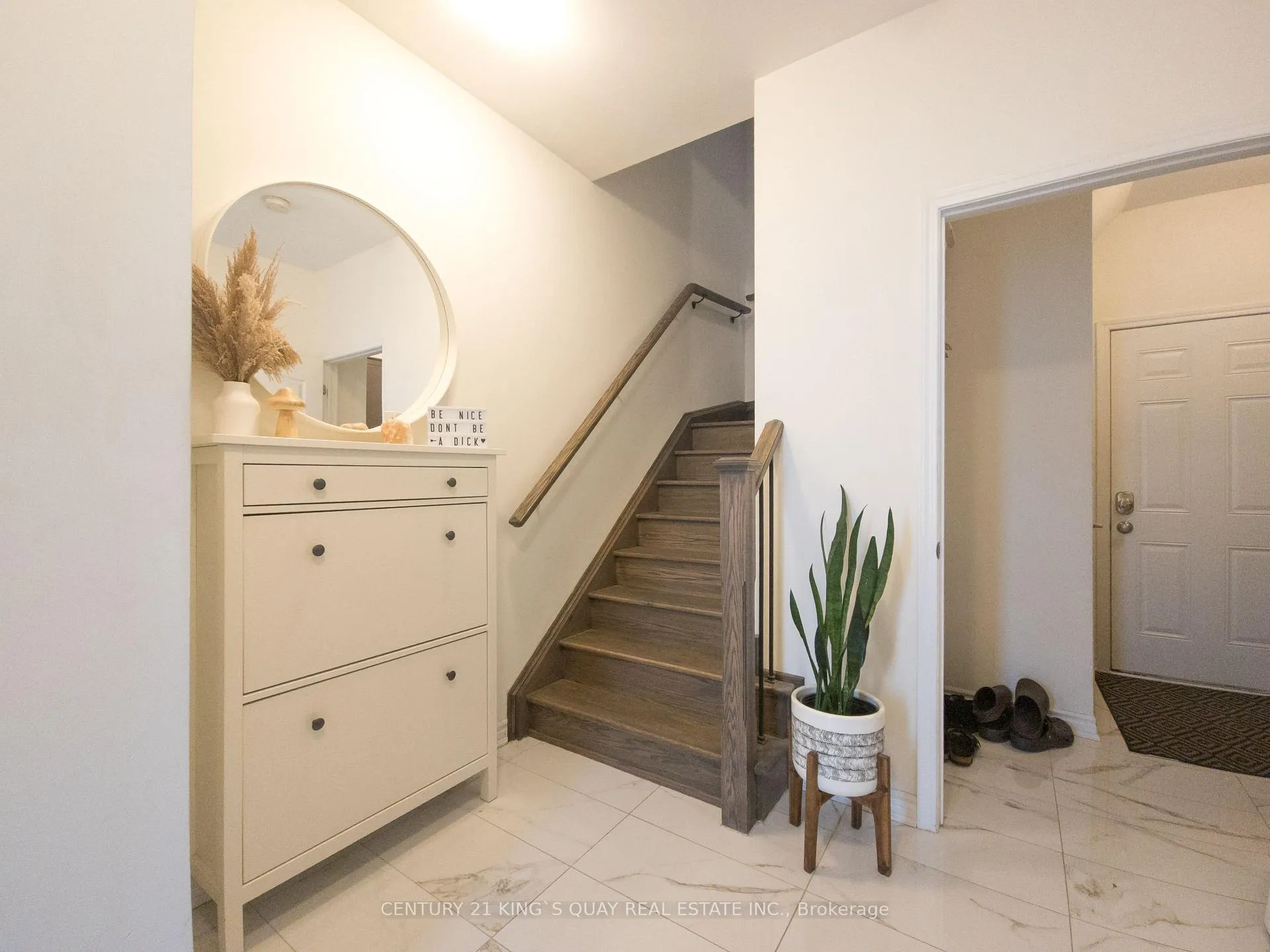 Photo 2 of 253 Rustle Woods Avenue, Markham, Cornell — HOMEH