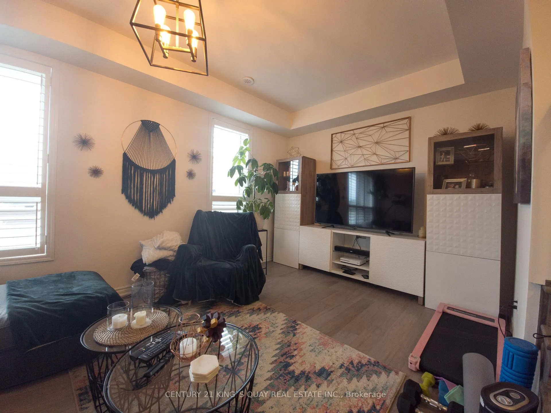 Photo 9 of 253 Rustle Woods Avenue, Markham, Cornell — HOMEH