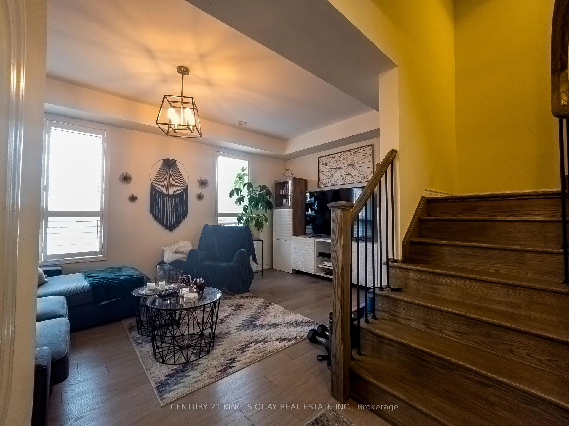 Photo 10 of 253 Rustle Woods Avenue, Markham, Cornell — HOMEH