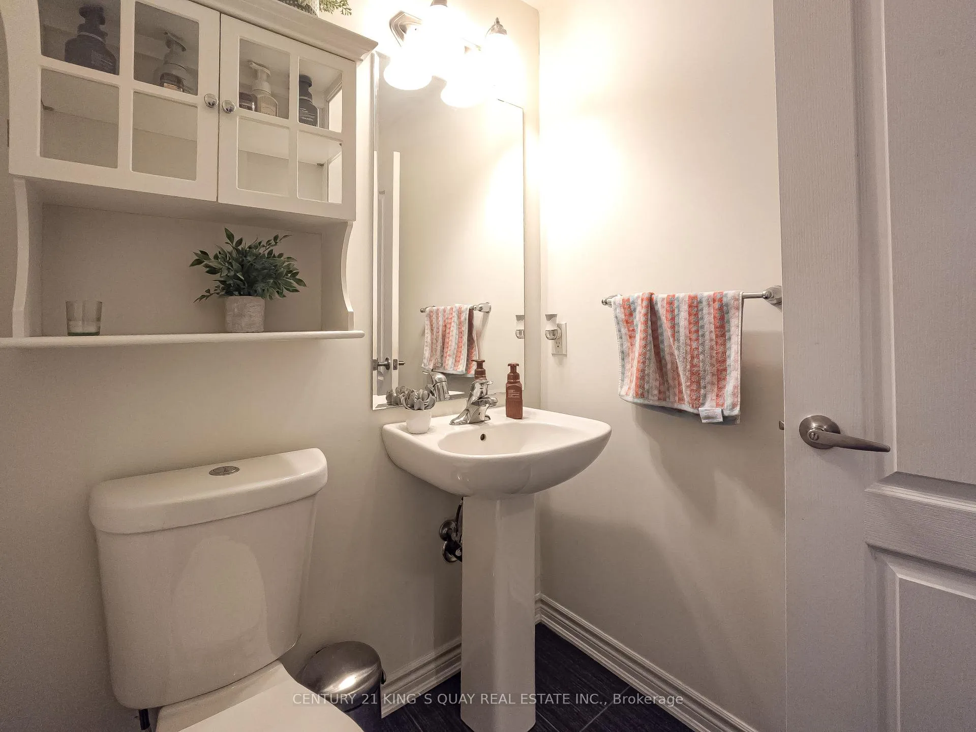 Photo 11 of 253 Rustle Woods Avenue, Markham, Cornell — HOMEH