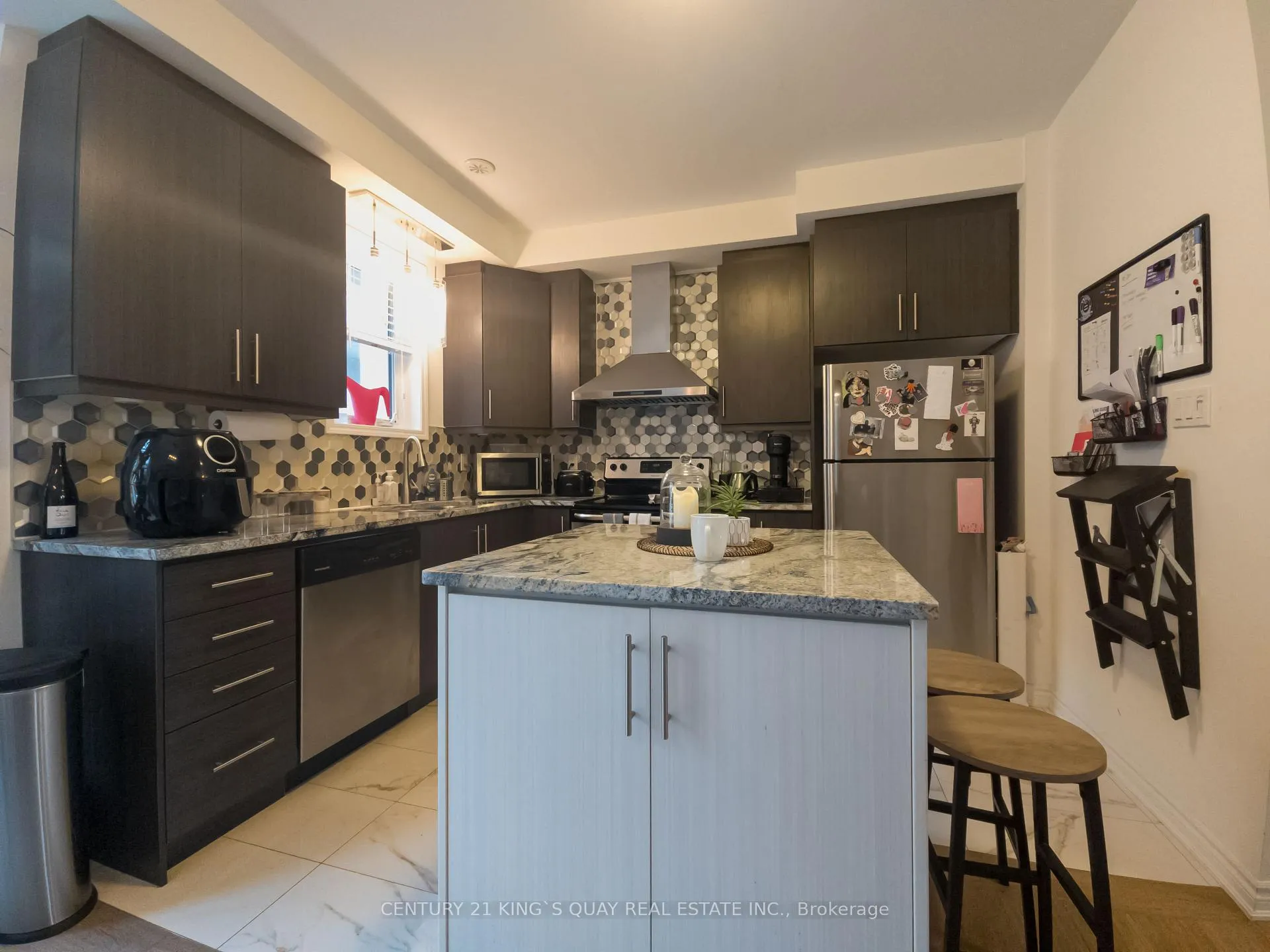 Photo 14 of 253 Rustle Woods Avenue, Markham, Cornell — HOMEH