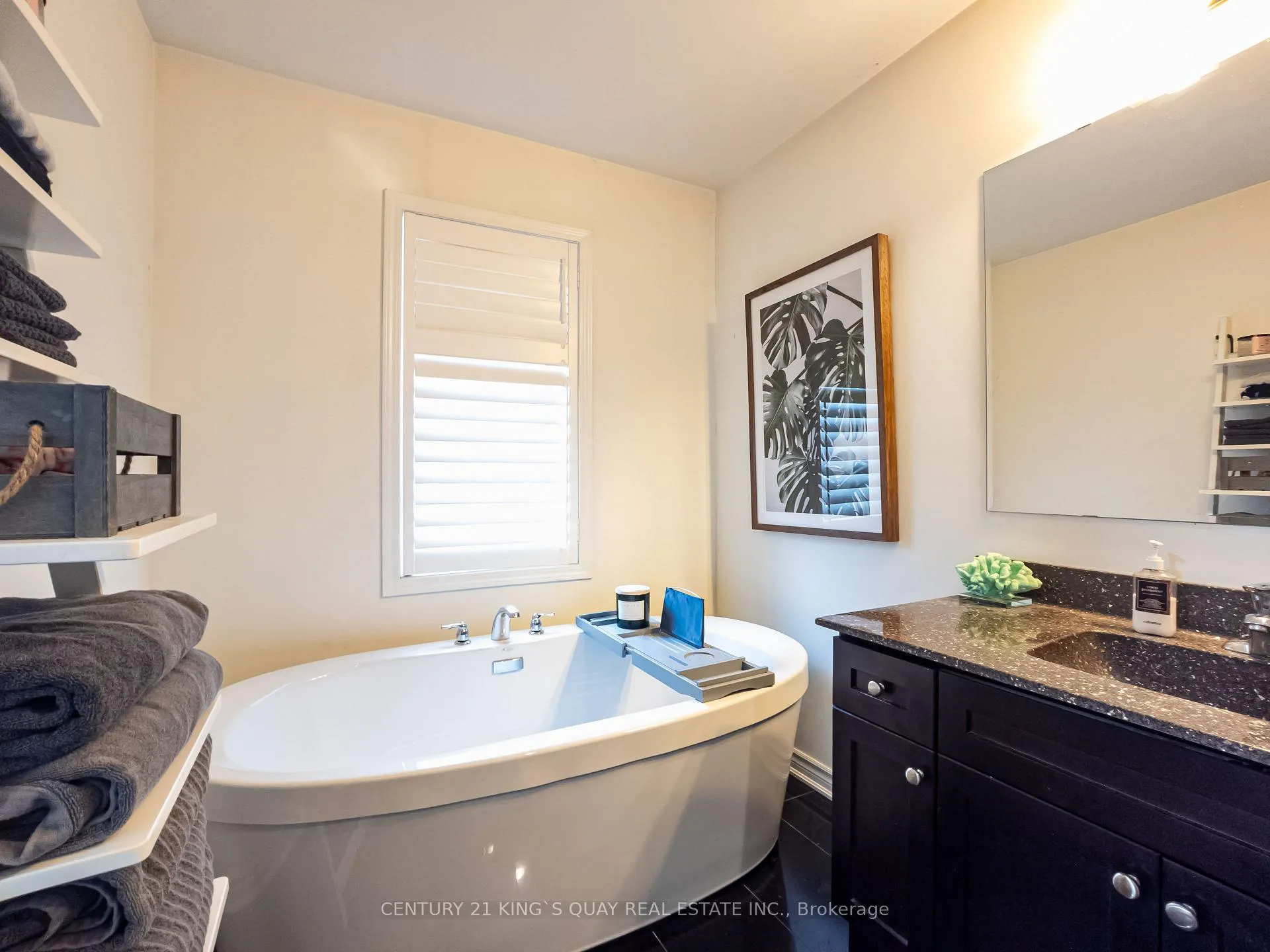 Photo 24 of 253 Rustle Woods Avenue, Markham, Cornell — HOMEH