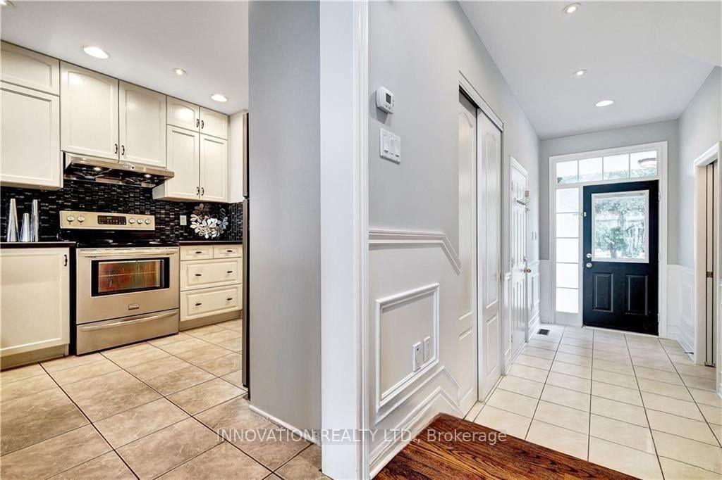 Photo 4 of 83 Saddlesmith Circle, Ottawa, Kanata - Emerald Meadows/Trailwest — HOMEH