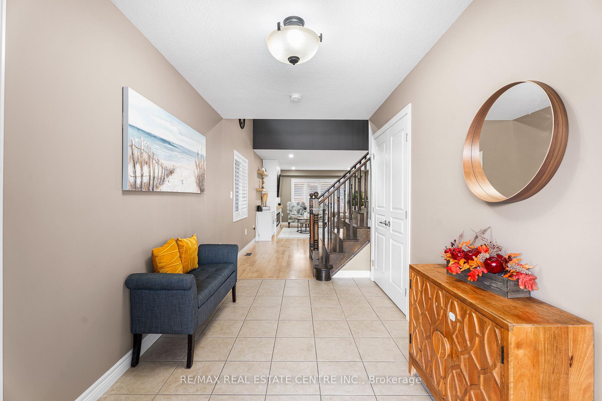 Photo 5 of 22 Creek Ridge Street, Kitchener — HOMEH