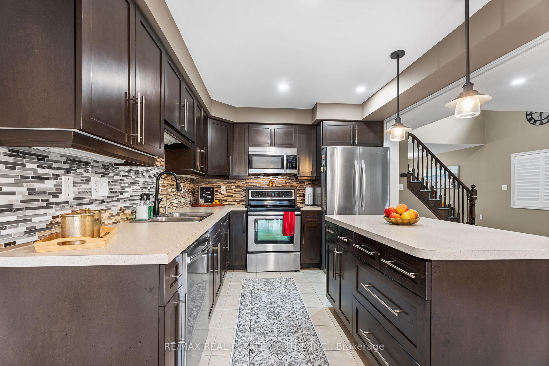 Photo 11 of 22 Creek Ridge Street, Kitchener — HOMEH