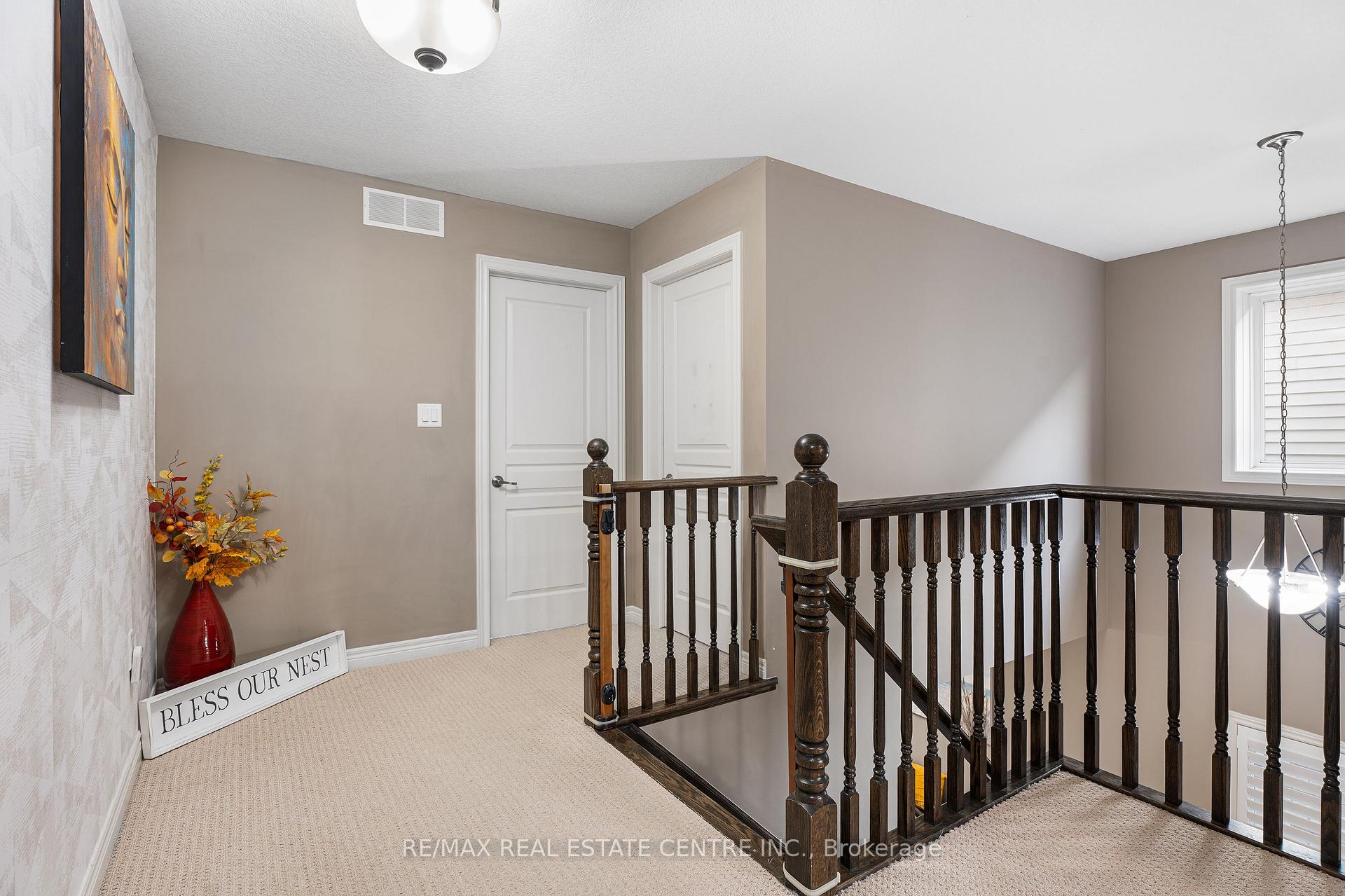 Photo 16 of 22 Creek Ridge Street, Kitchener — HOMEH