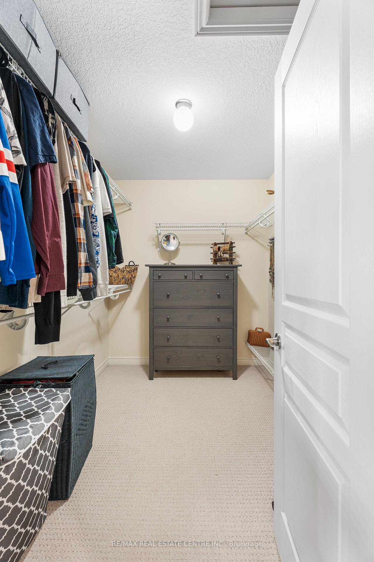 Photo 24 of 22 Creek Ridge Street, Kitchener — HOMEH